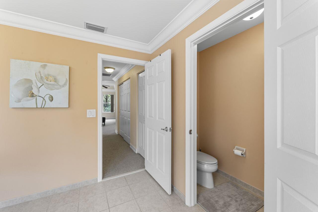 CANYON LAKES 5 - Residential Lease