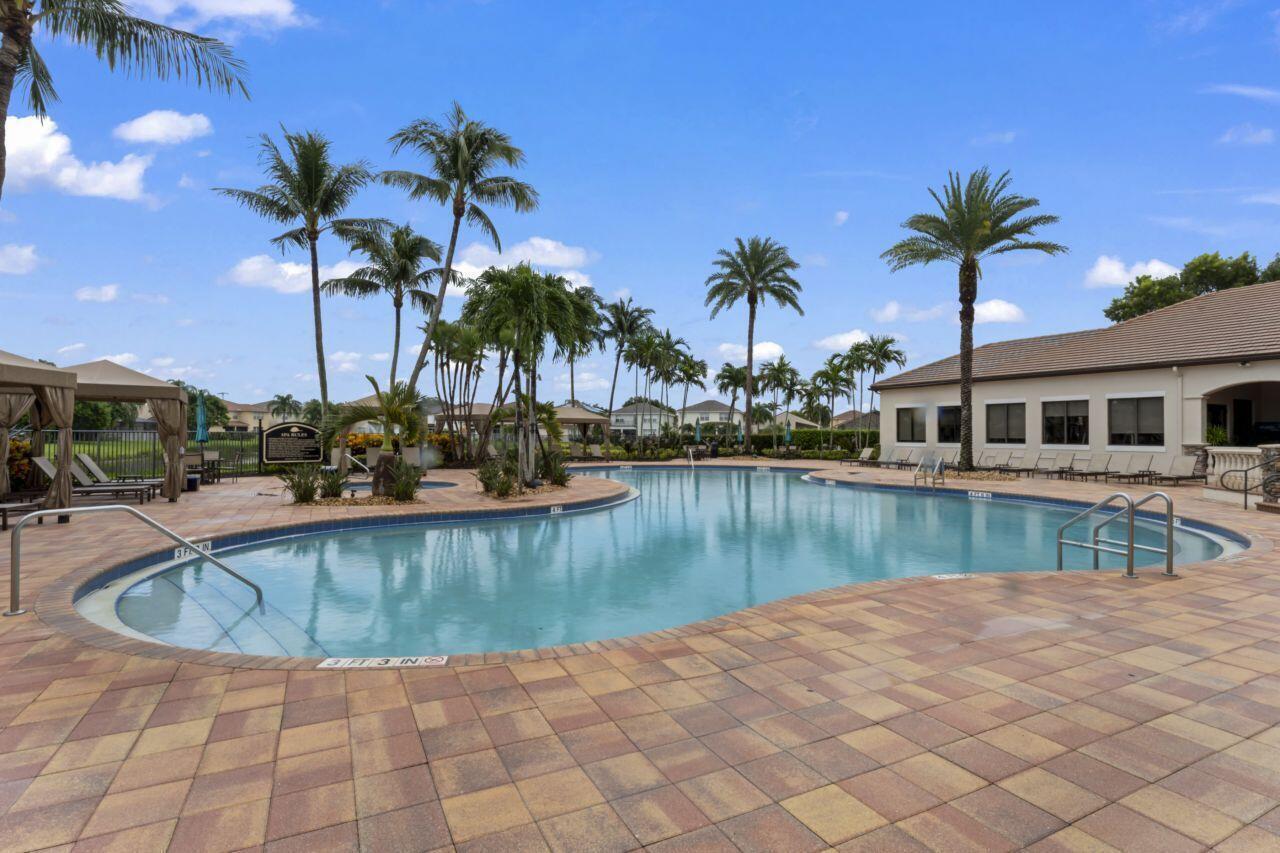 CANYON LAKES 5 - Residential Lease