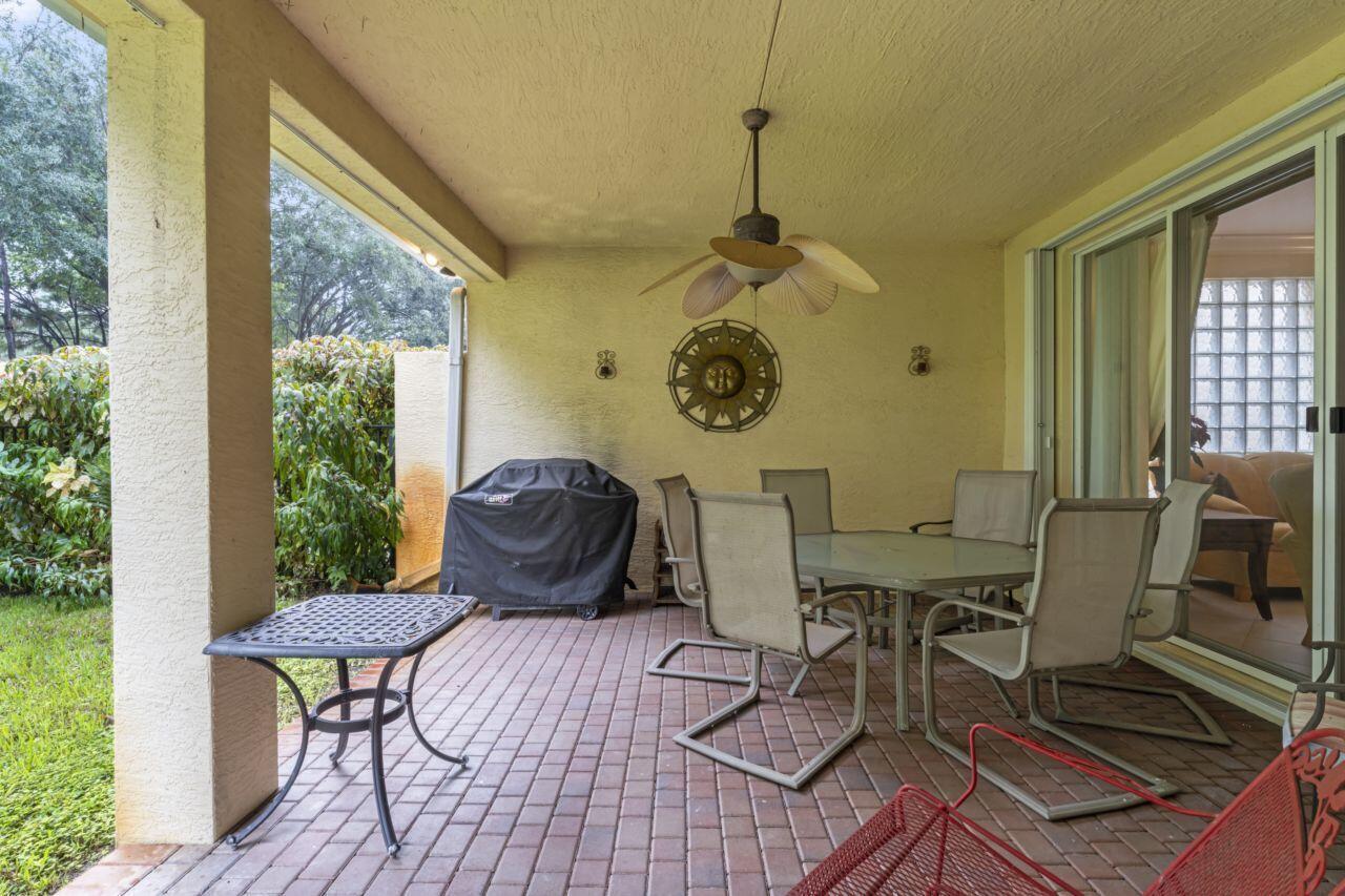 CANYON LAKES 5 - Residential Lease