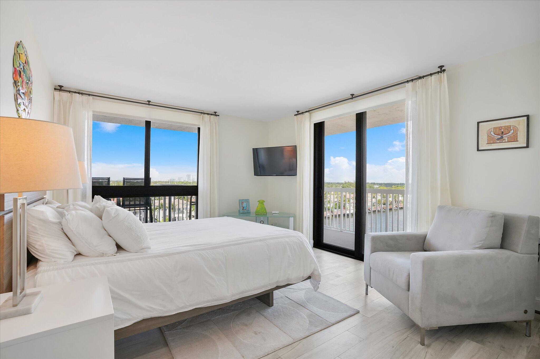 ALLINGTON TOWERS NORTH CONDO - Residential