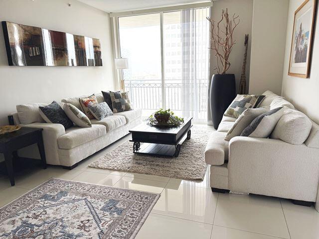 Photo of 550 OKEECHOBEE Boulevard #1008, West Palm Beach, FL 33401 (MLS # B26075254)