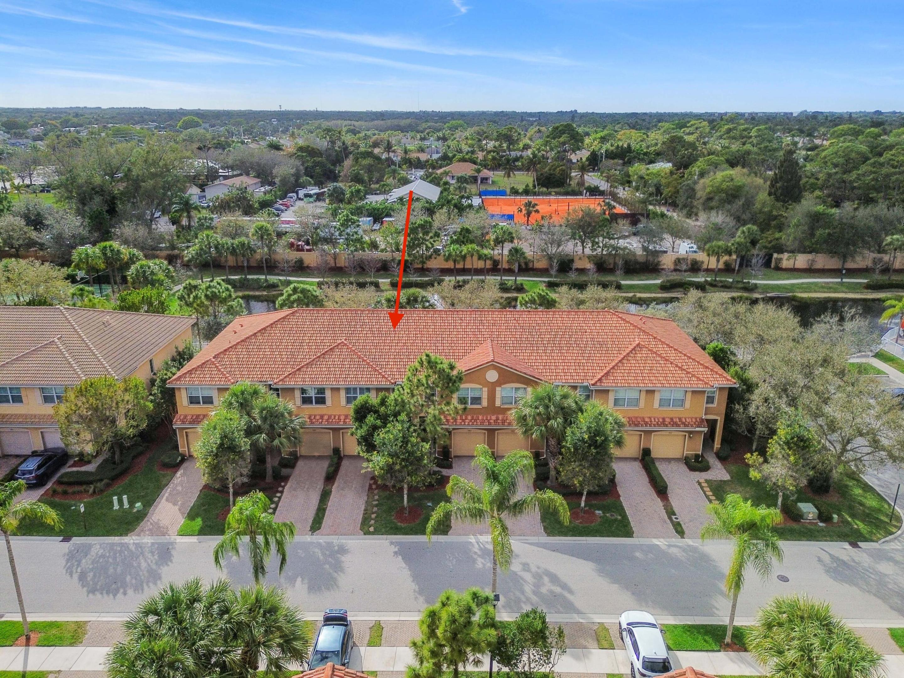 COLONY RESERVE AT LAKE WORTH - Residential