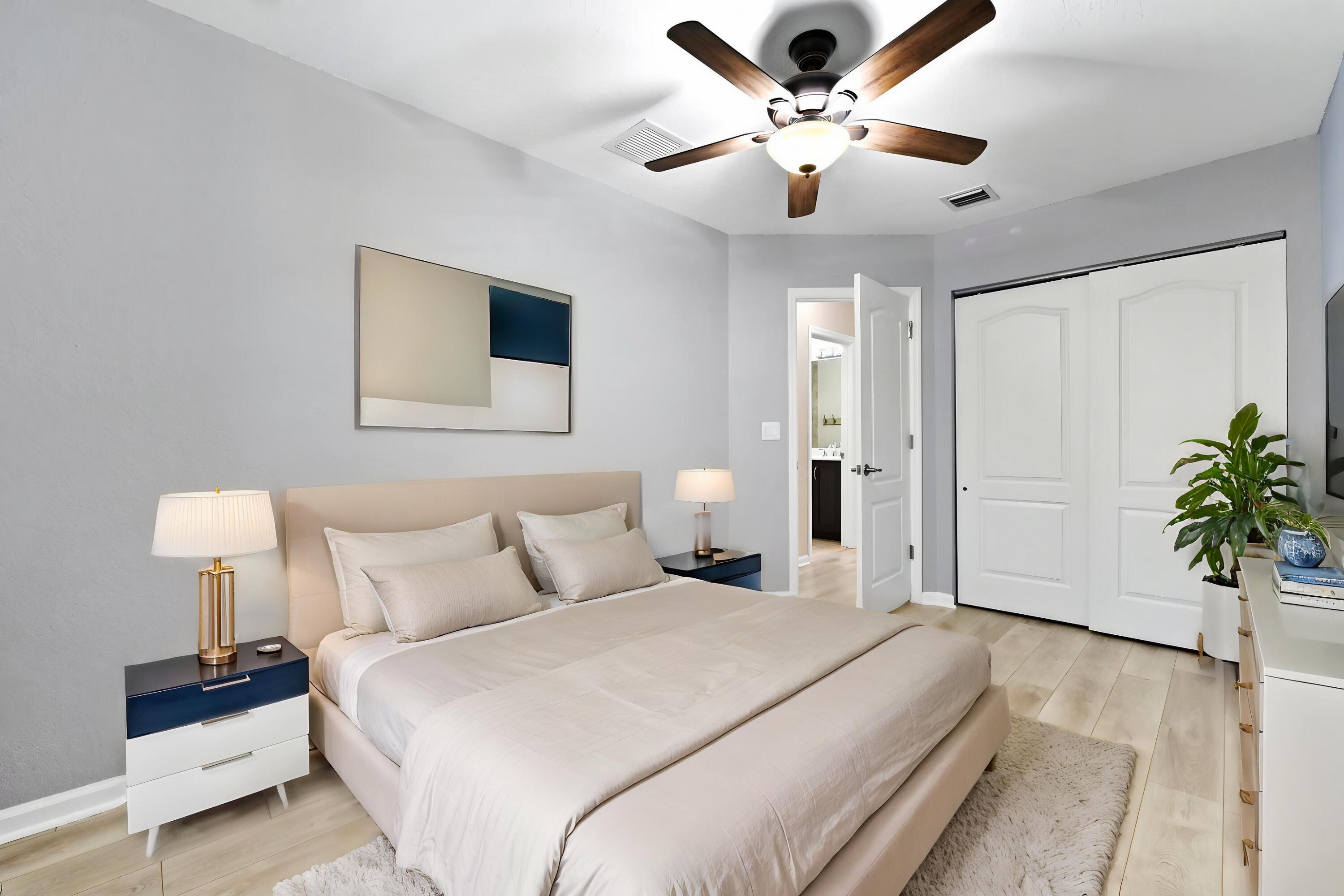 COLONY RESERVE AT LAKE WORTH - Residential