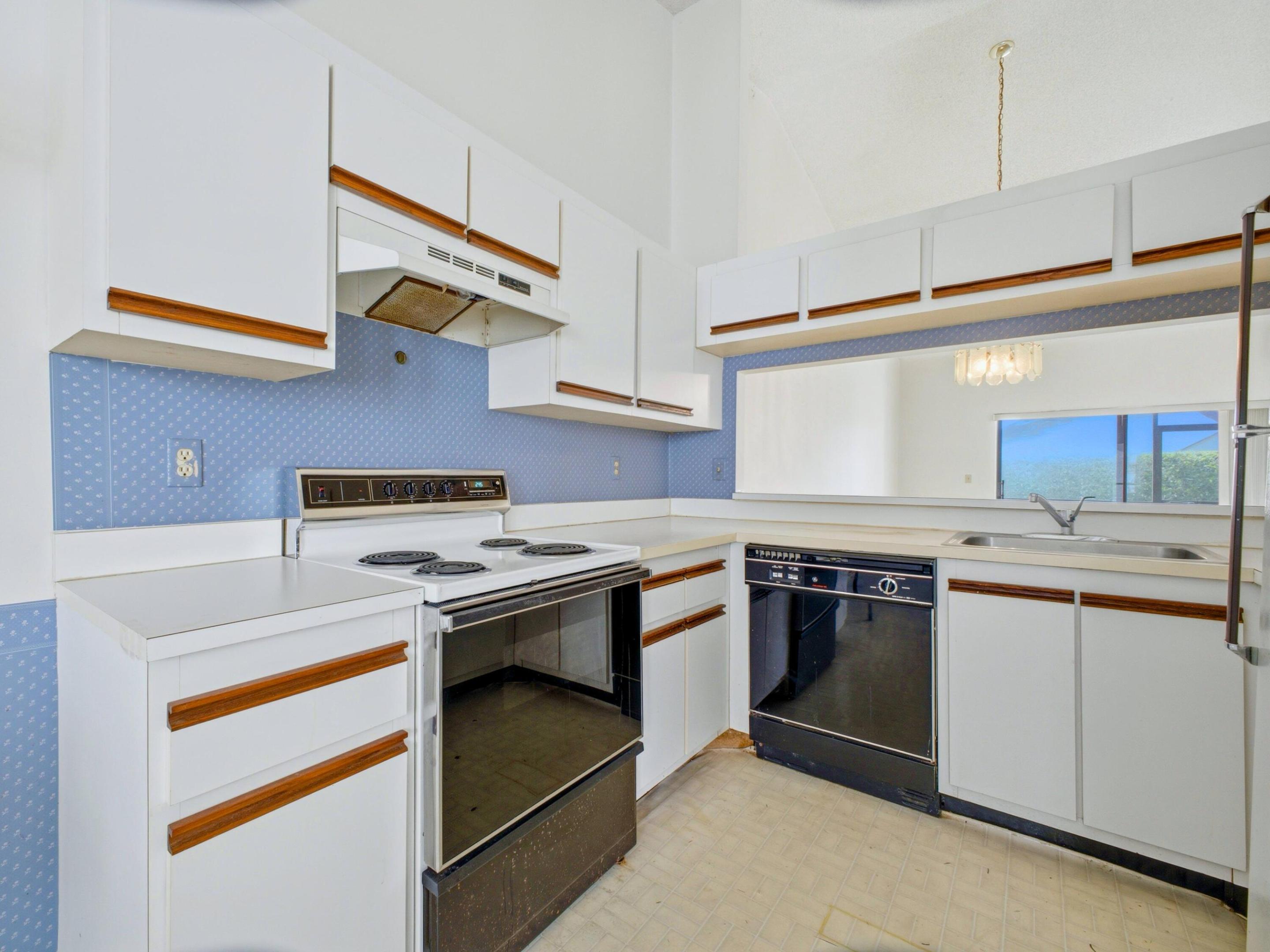 SOUTHPOINTE - Residential