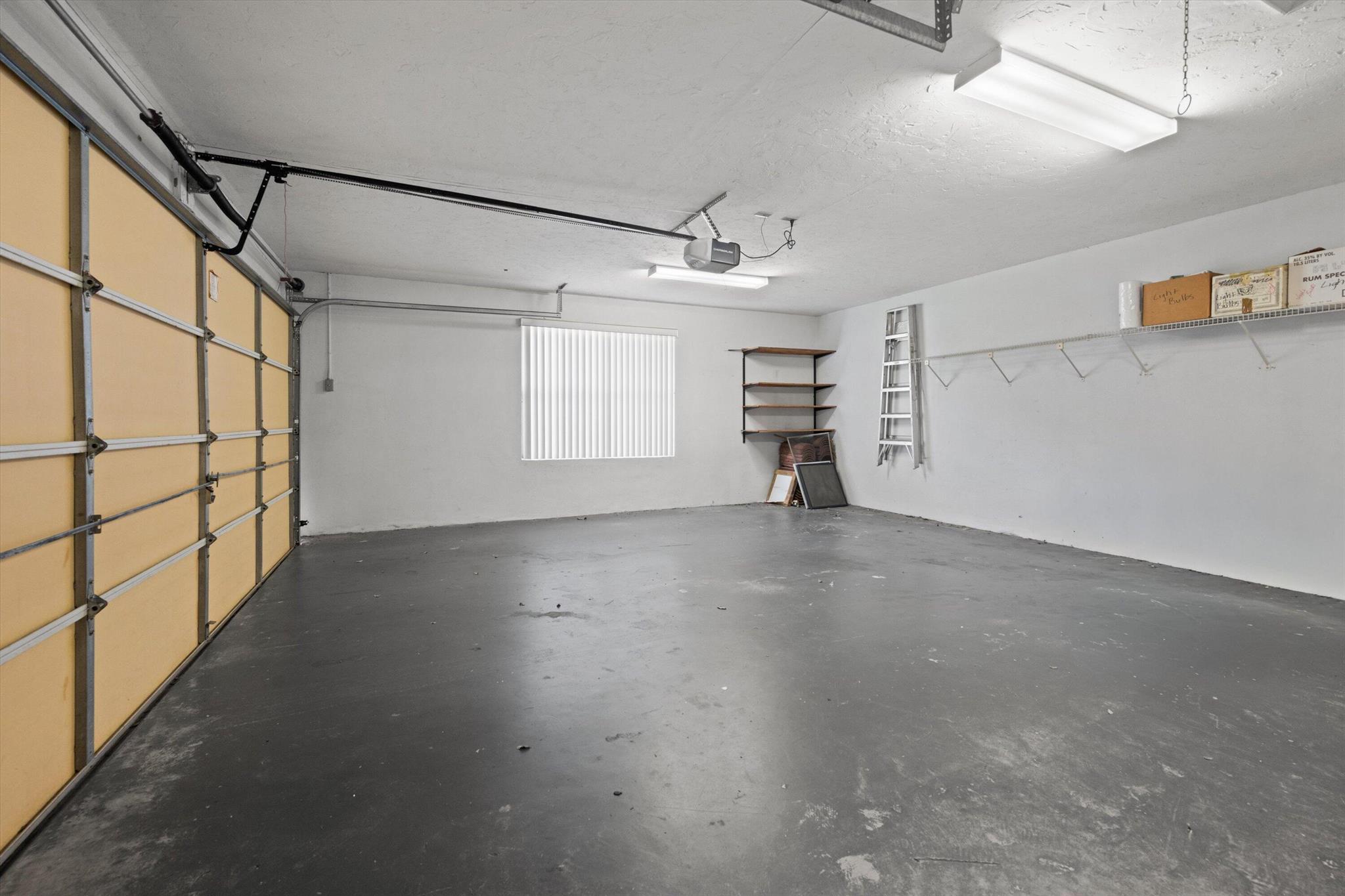 MEADOW WOOD OF THE LANDIN - Residential