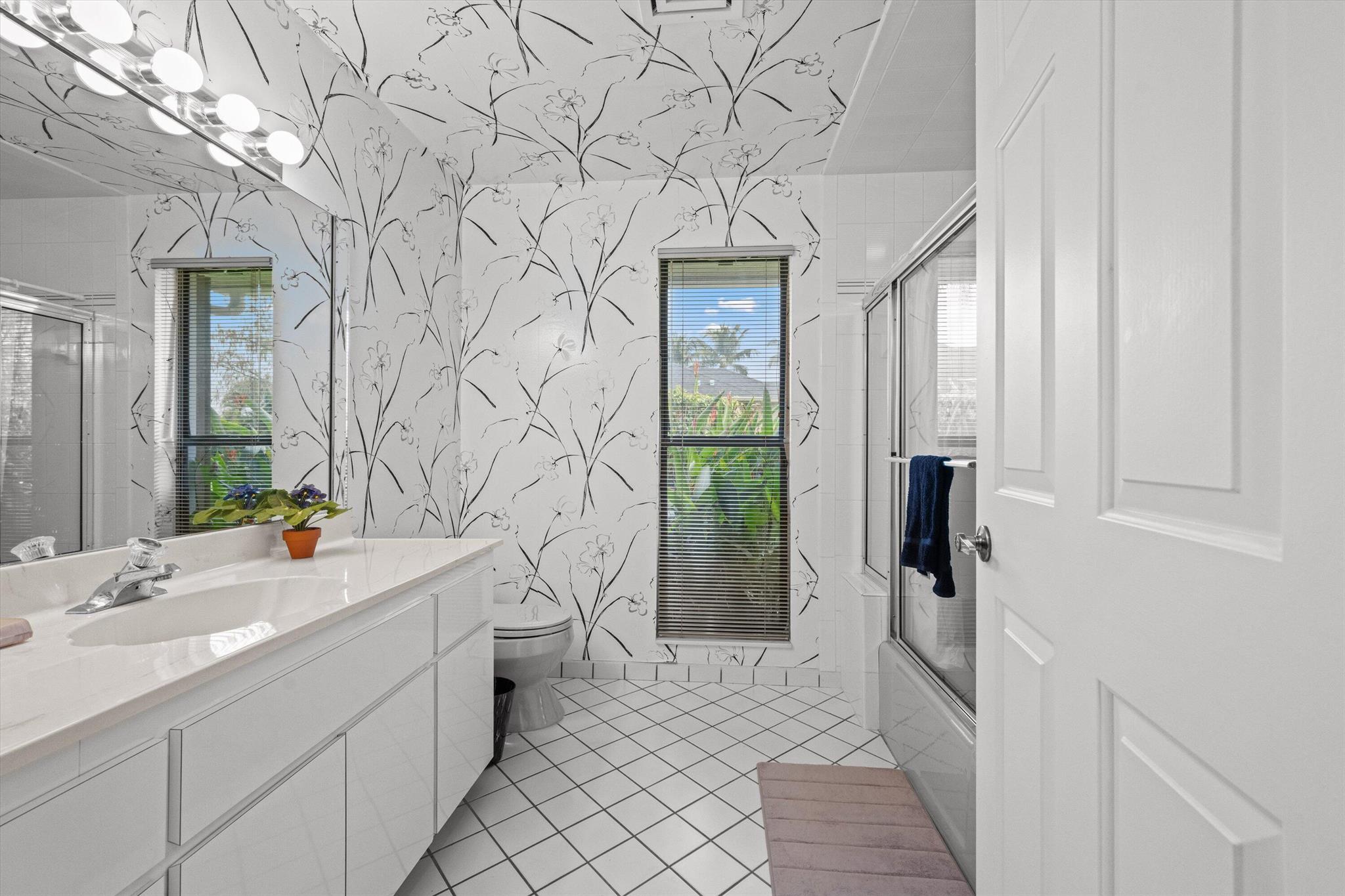 MEADOW WOOD OF THE LANDIN - Residential