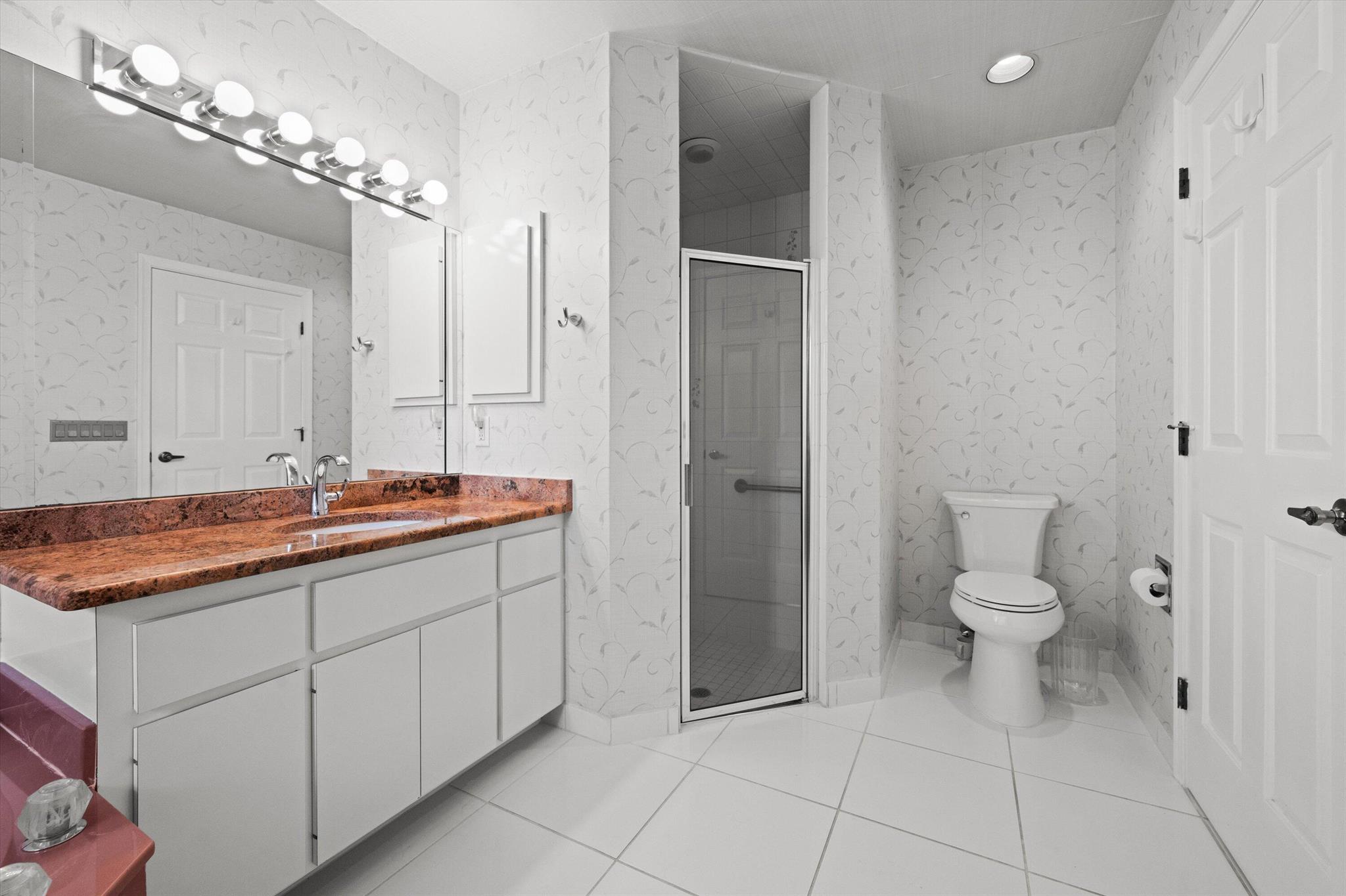 MEADOW WOOD OF THE LANDIN - Residential