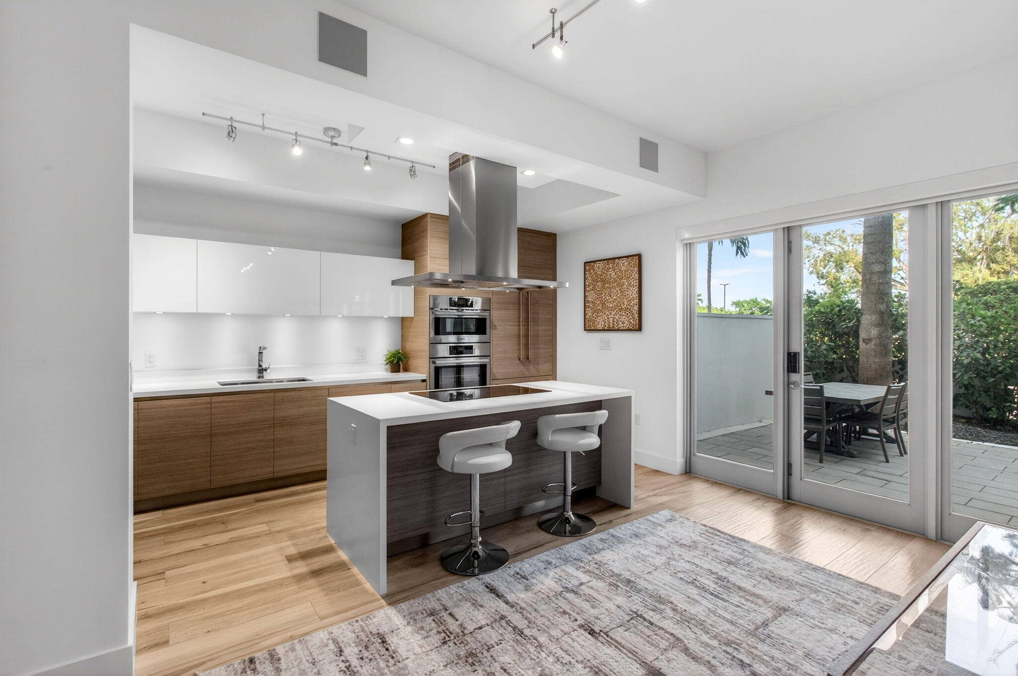 TOWER 155 - Residential