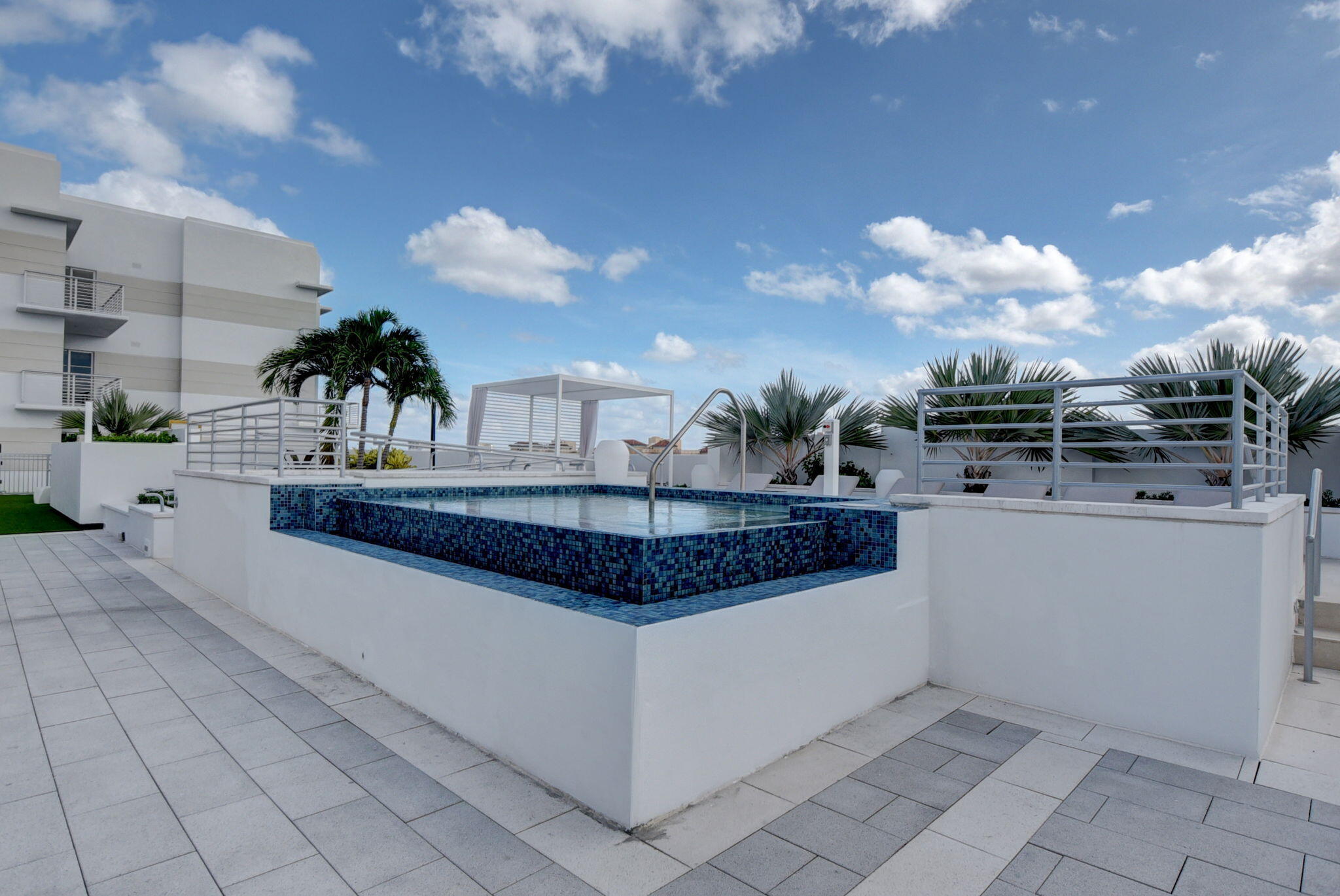 TOWER 155 - Residential