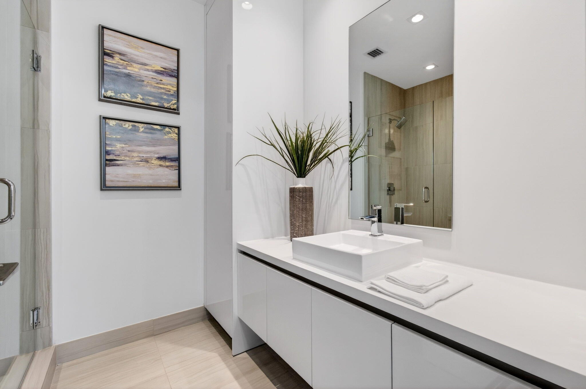 TOWER 155 - Residential