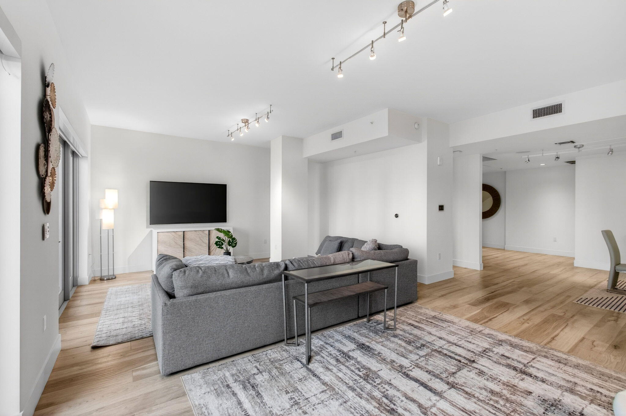 TOWER 155 - Residential