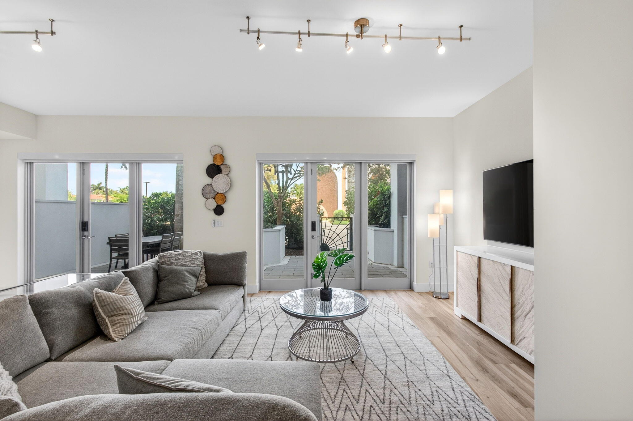 TOWER 155 - Residential