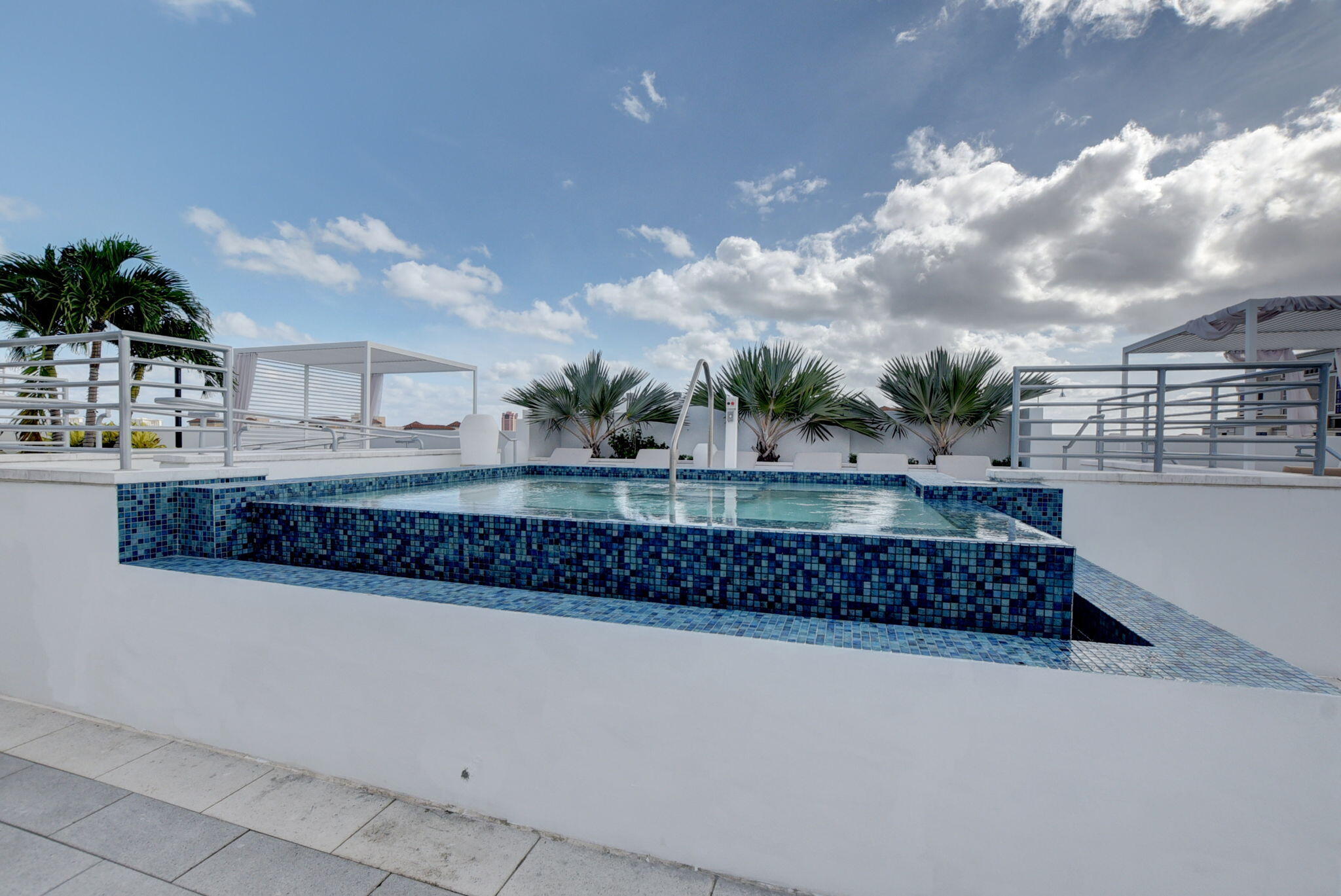 TOWER 155 - Residential