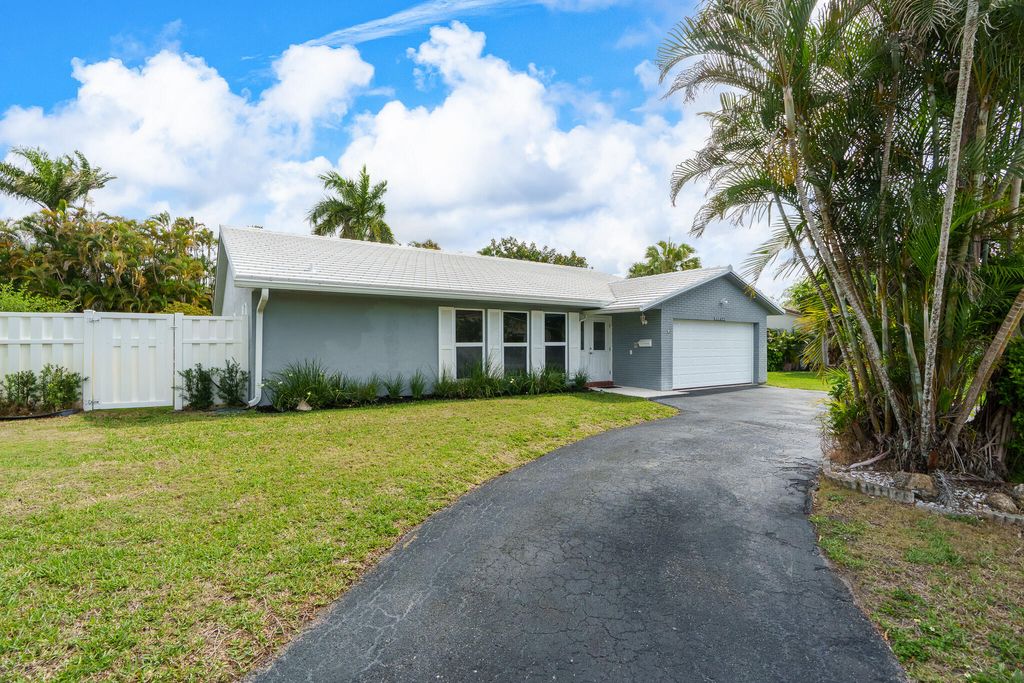 Photo of 11271 NW 35th Street, Coral Springs, FL 33065 (MLS # B26012907)