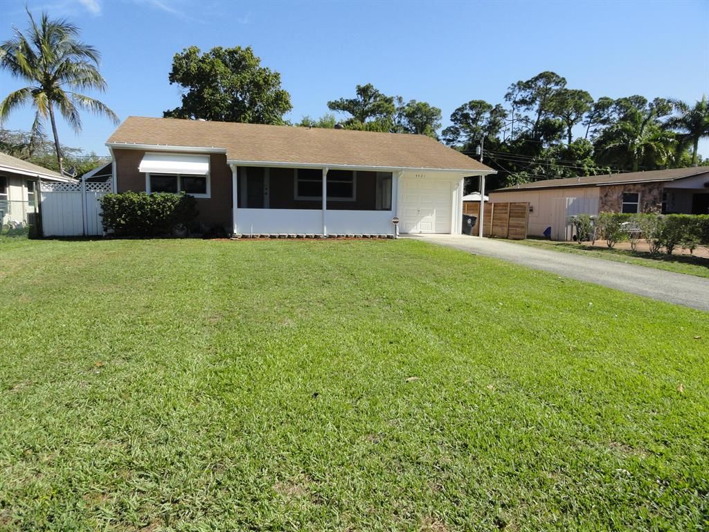 Photo of 4421 Broadway Street, Lake Worth, FL 33461 (MLS # R10707456)