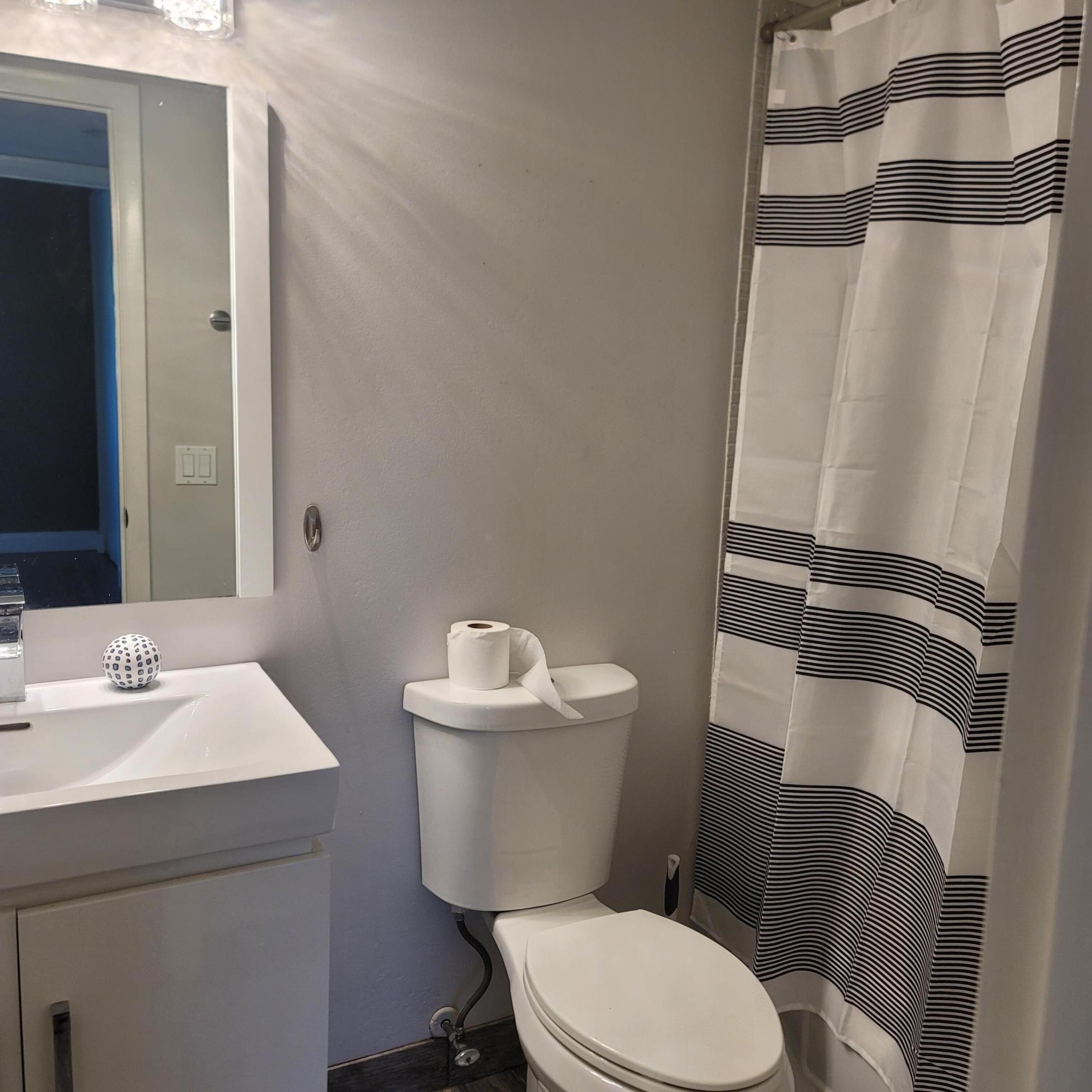 RIVER REACH CONDOMINIUM I - Residential