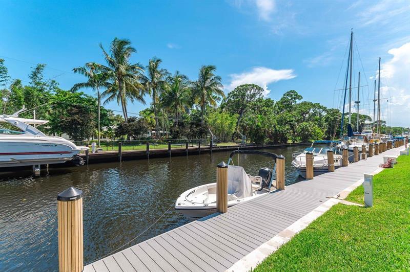 RIVER REACH CONDOMINIUM I - Residential