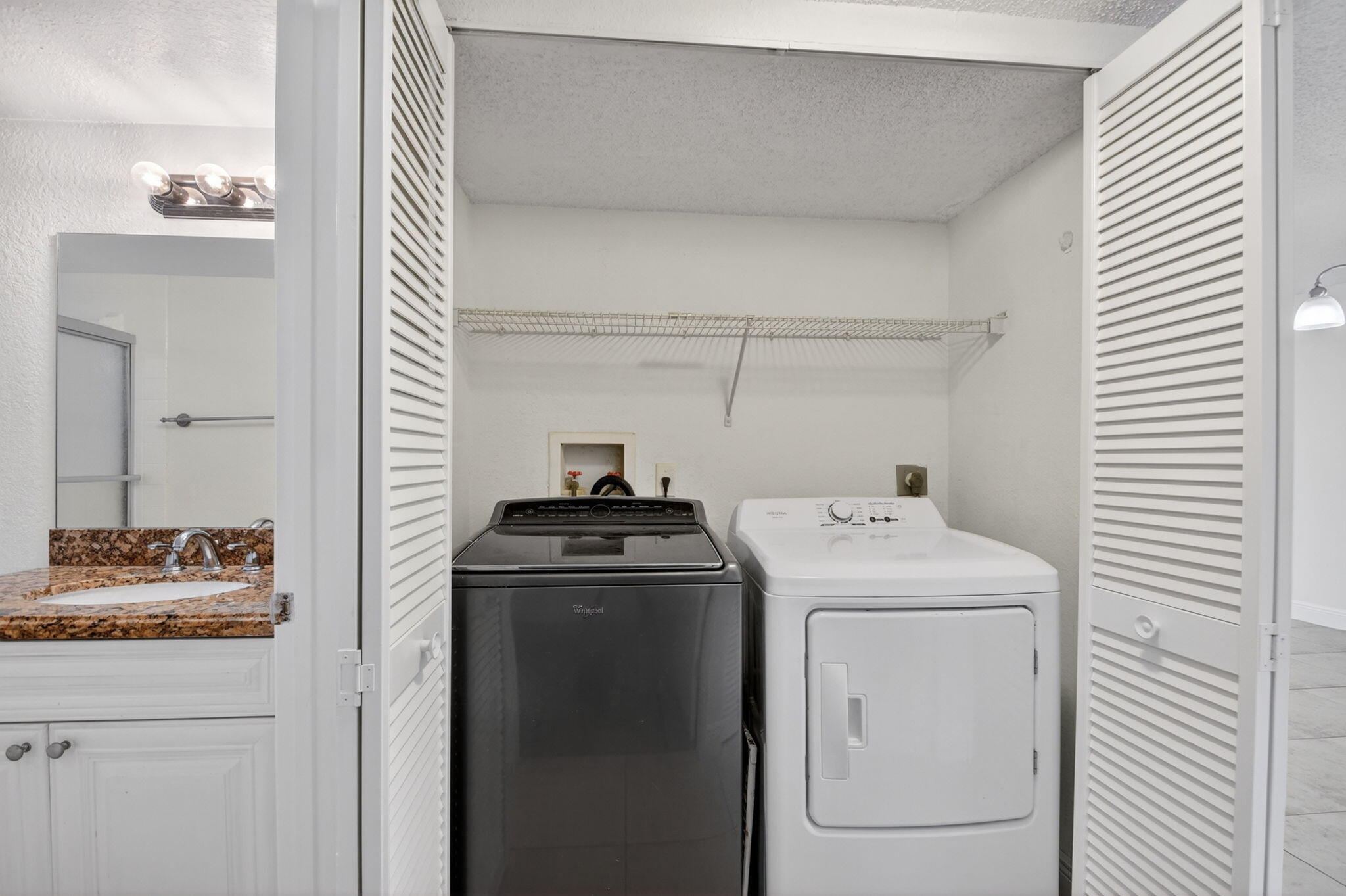 PALM BEACH PLACE CONDO - Residential Lease