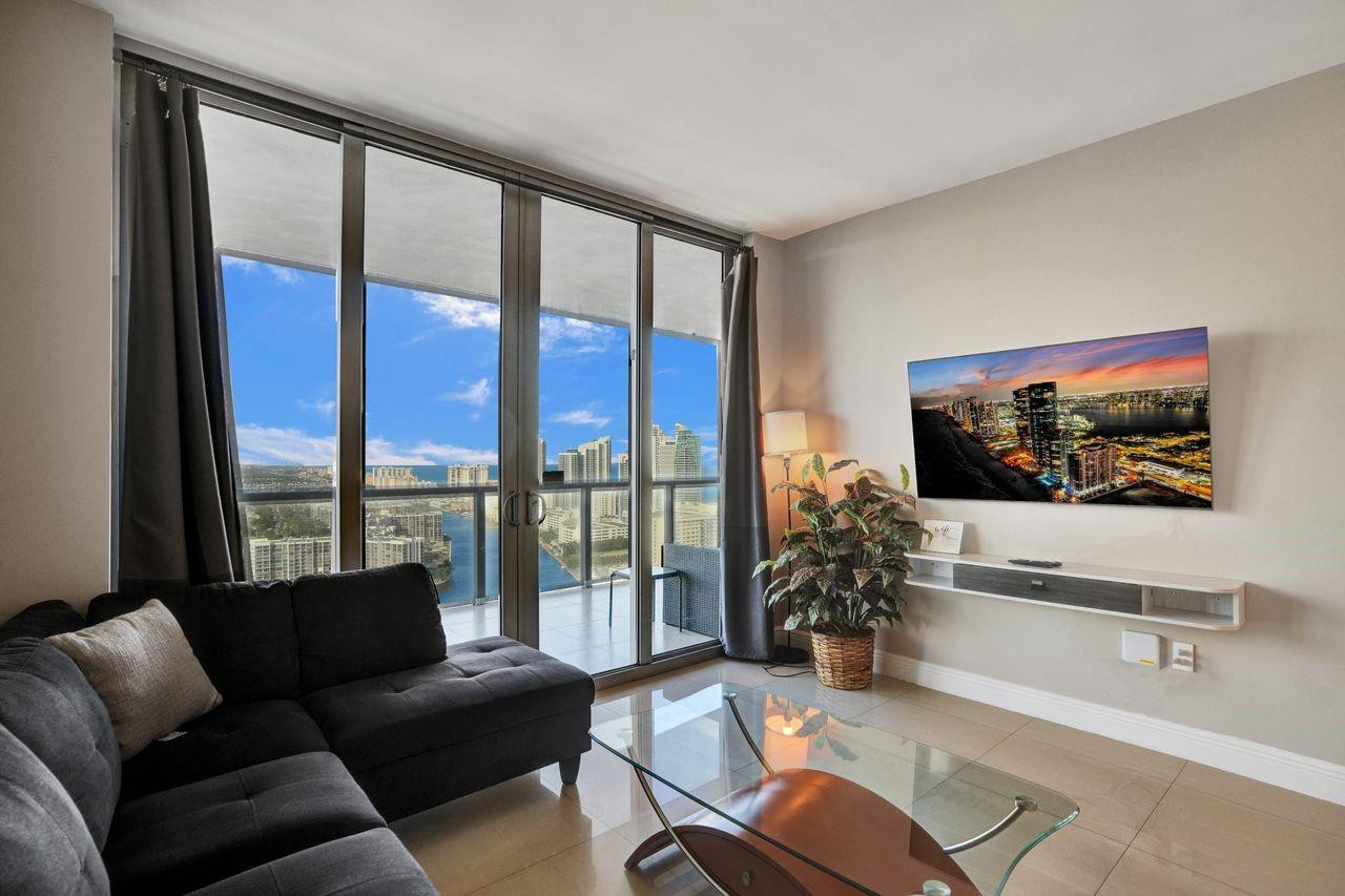 2600 E Hallandale Beach Boulevard T3210