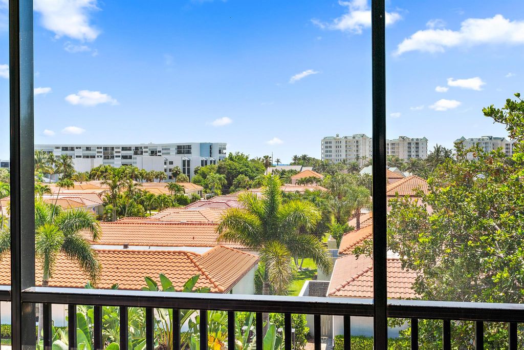 Photo of 1605 S Us Highway 1 #M3-404, Jupiter, FL 33477 (MLS # R11117541)