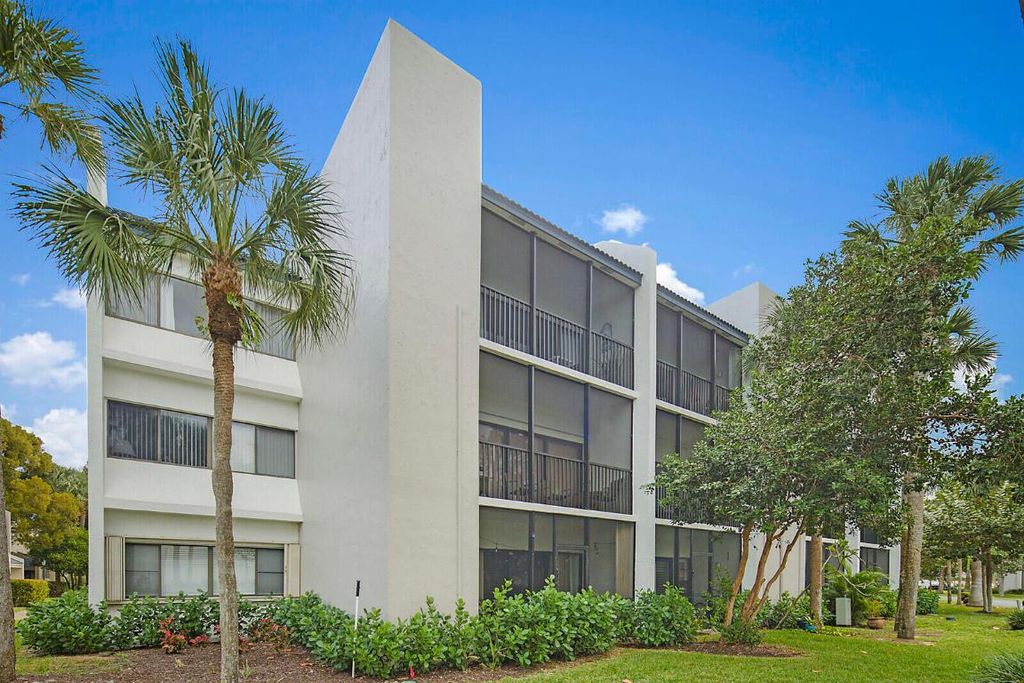 Photo of 1605 S Us Highway 1 #V6-102, Jupiter, FL 33477 (MLS # R11158407)