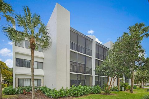 Photo of 1605 S Us Highway 1 #V6-102, Jupiter, FL 33477 (MLS # R11158407)