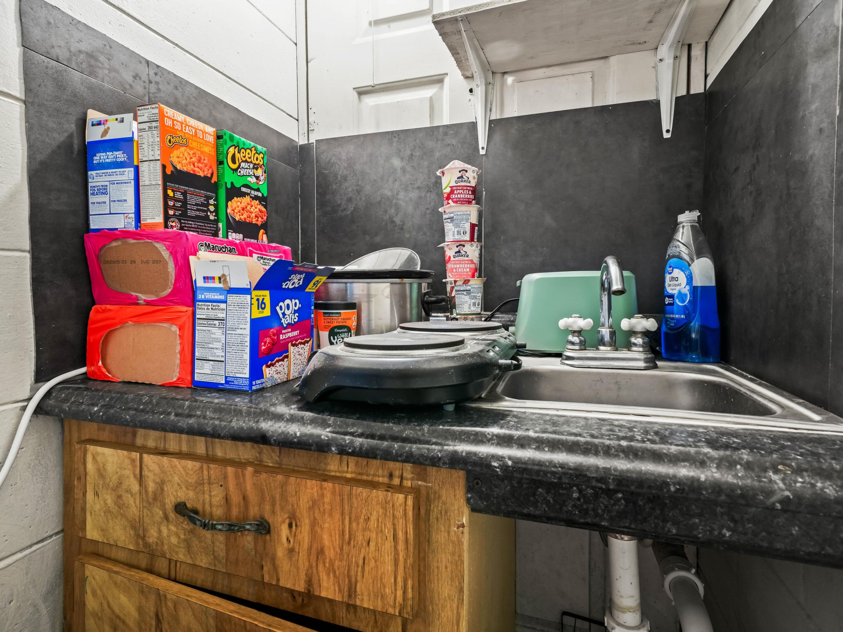 HOFFMANS SUBDIVISION AND LAKE VIEW ADDITION REPLAT - Residential