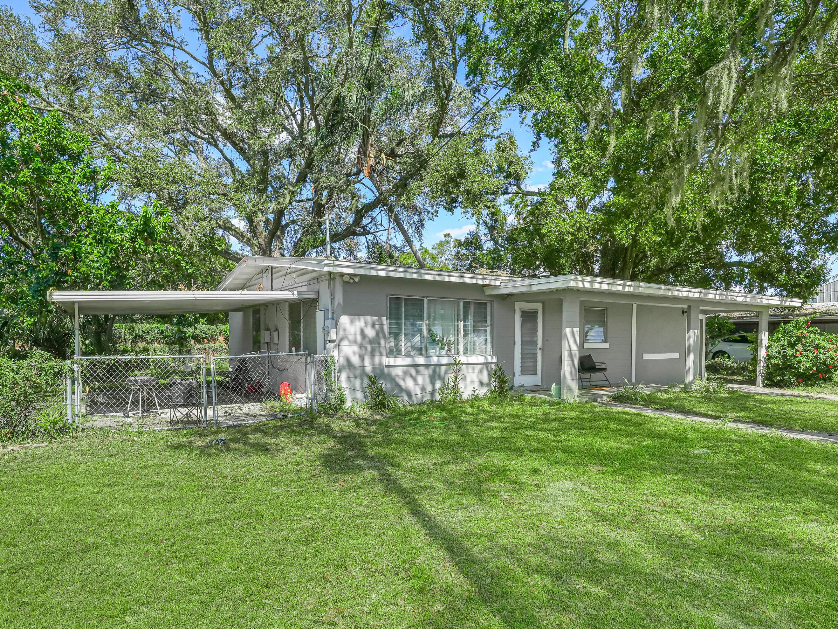 HOFFMANS SUBDIVISION AND LAKE VIEW ADDITION REPLAT - Residential