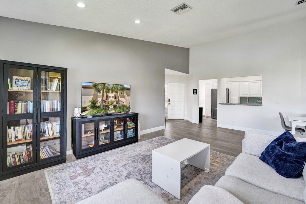 Photo of 10631 NW 14th Street #212, Plantation, FL 33322 (MLS # B26065634)