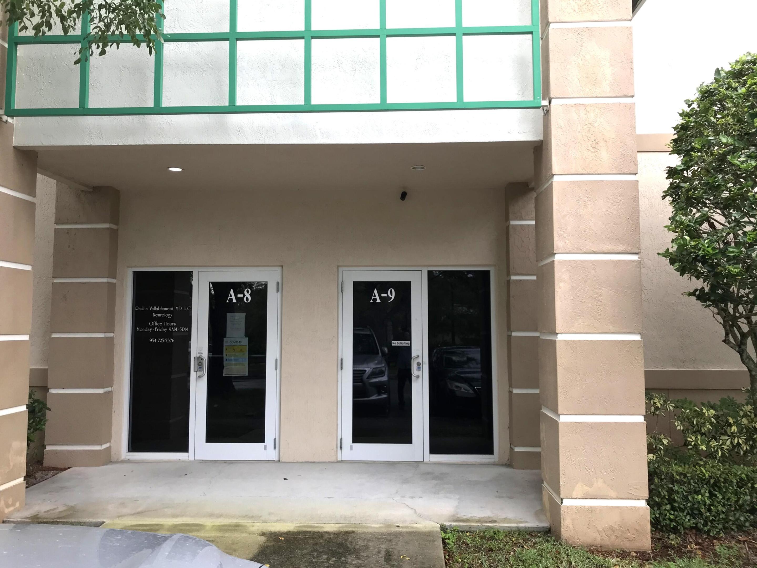 4851 W Hillsboro Boulevard 9a