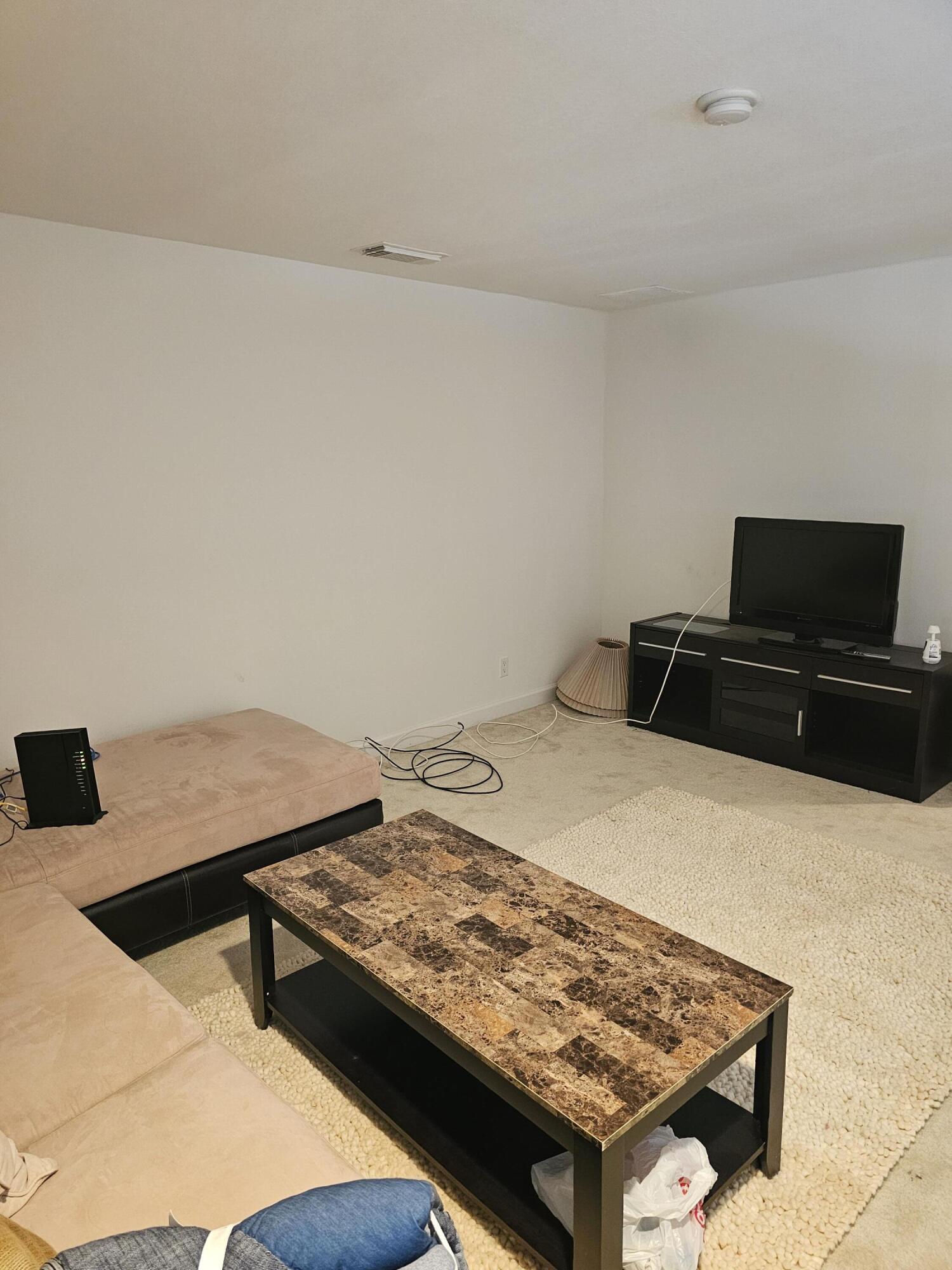 TRADITION PLAT NO 9 - Residential Lease