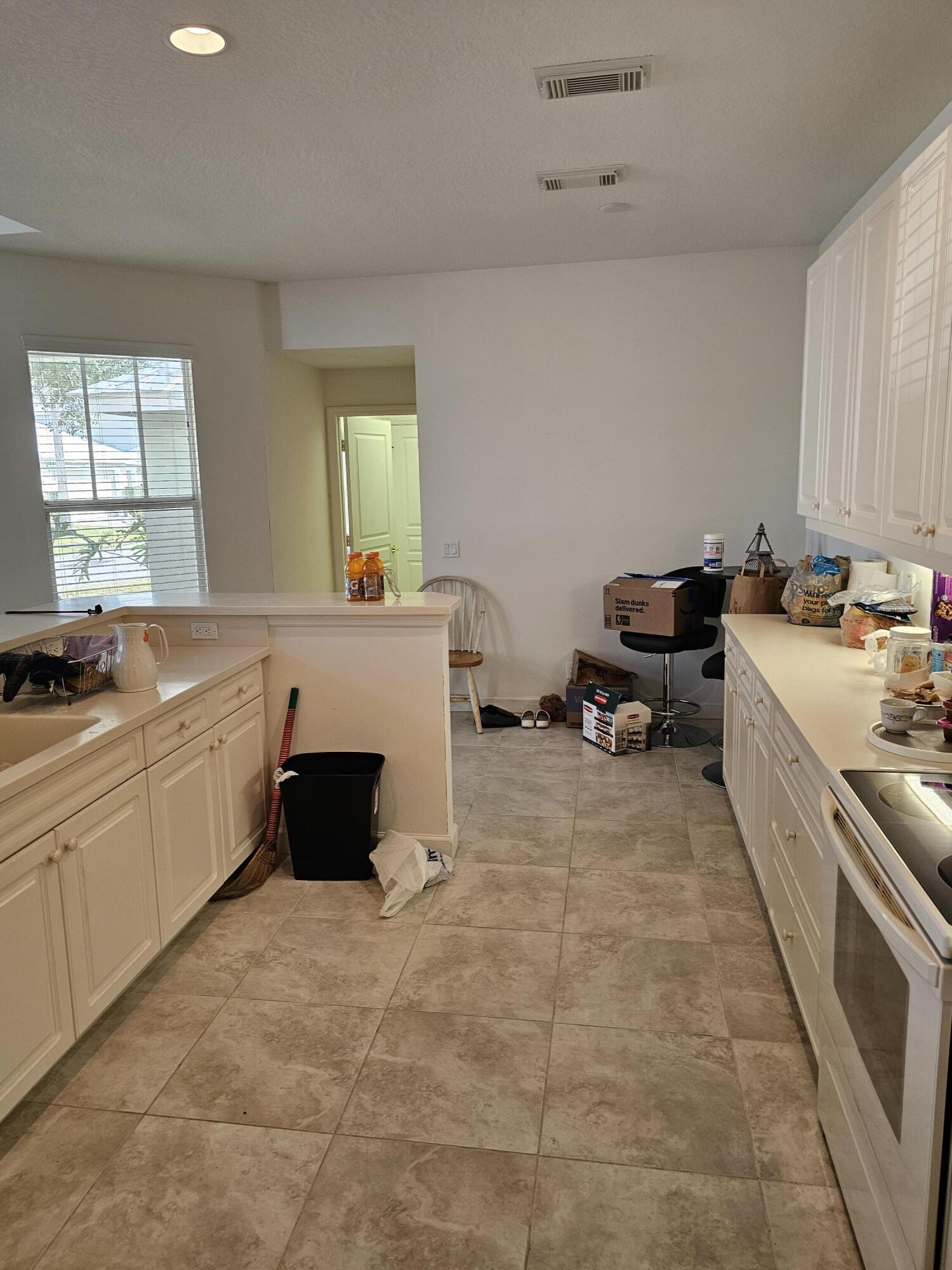 TRADITION PLAT NO 9 - Residential Lease