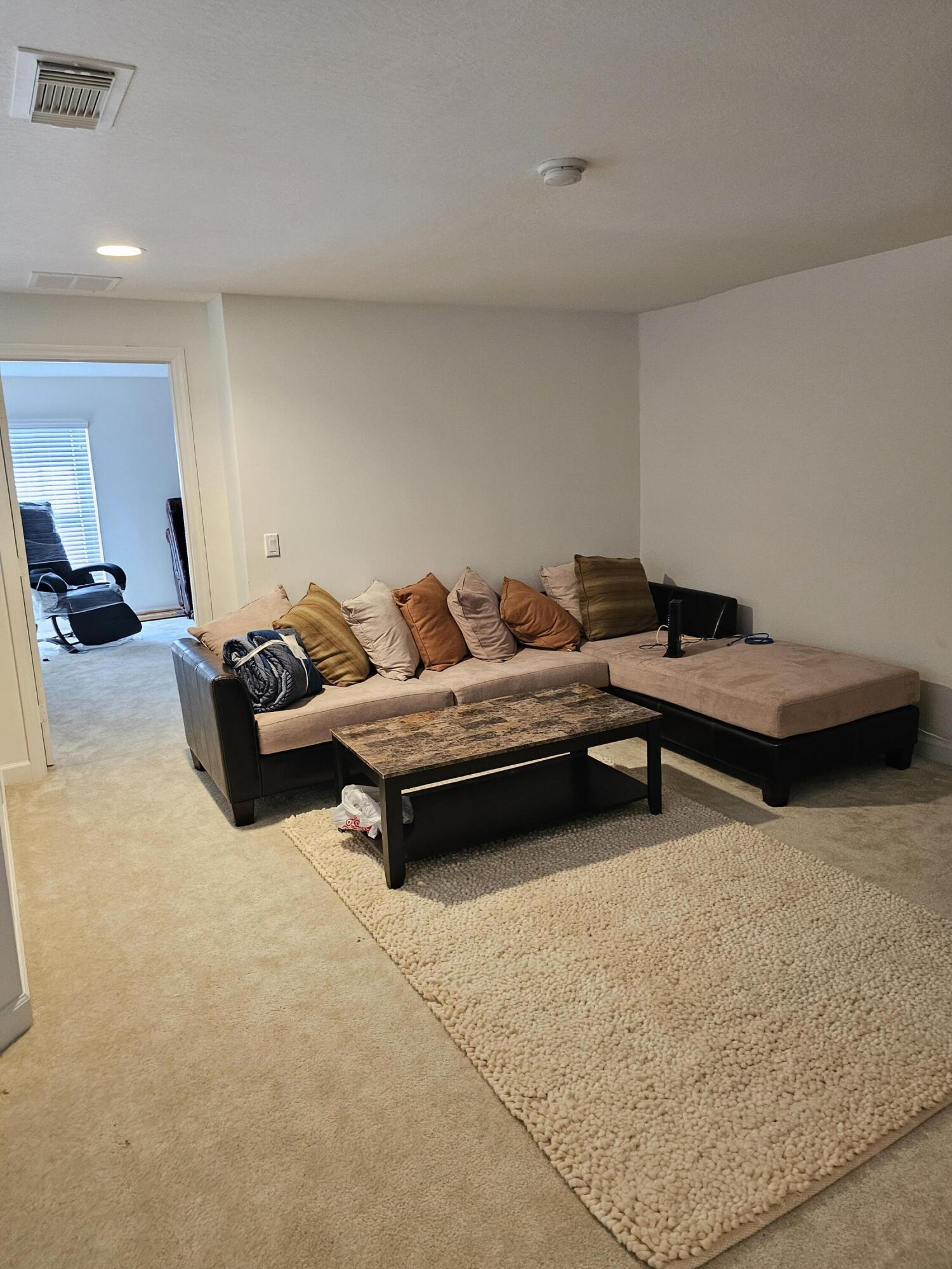 TRADITION PLAT NO 9 - Residential Lease