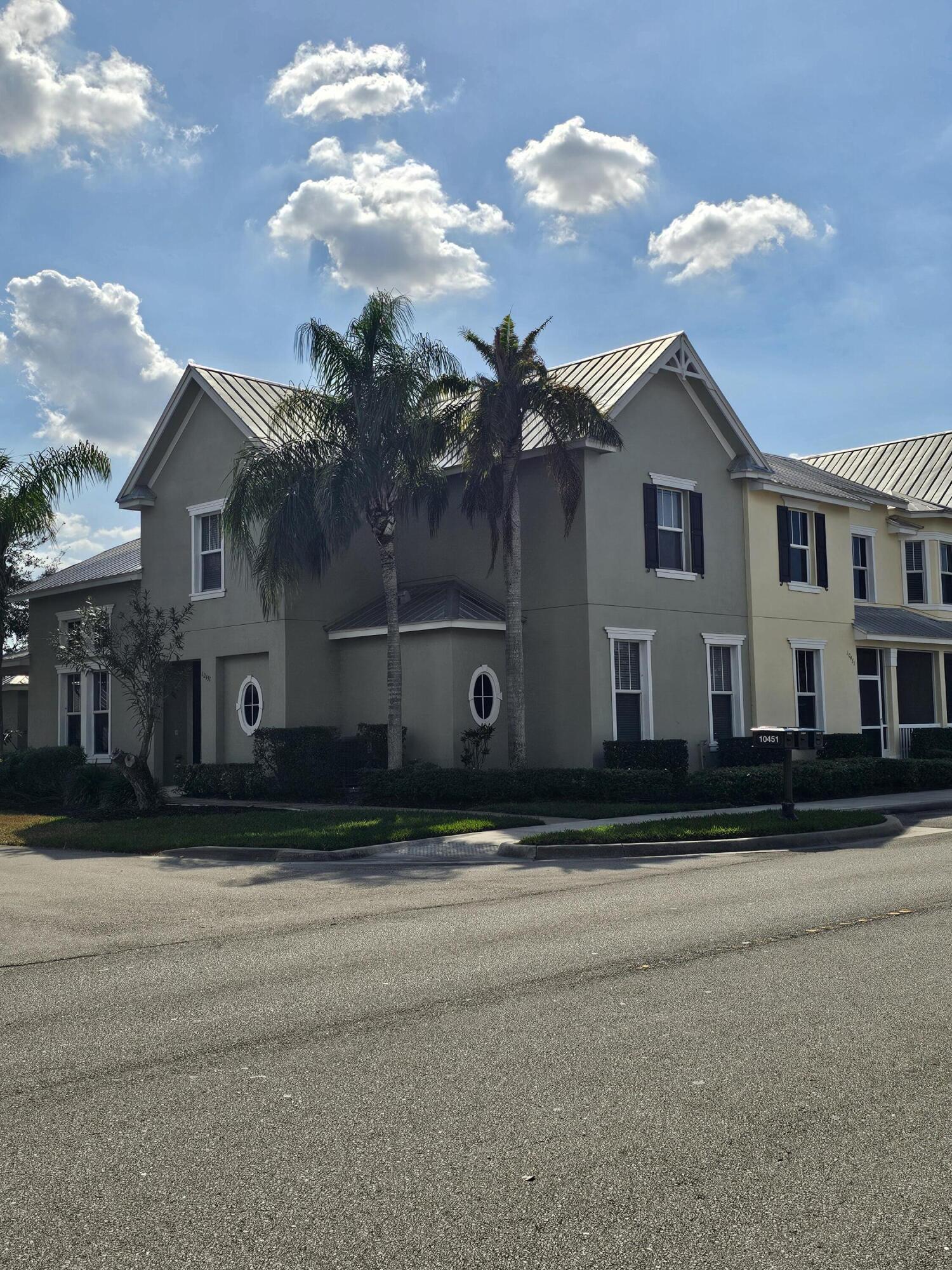 TRADITION PLAT NO 9 - Residential Lease