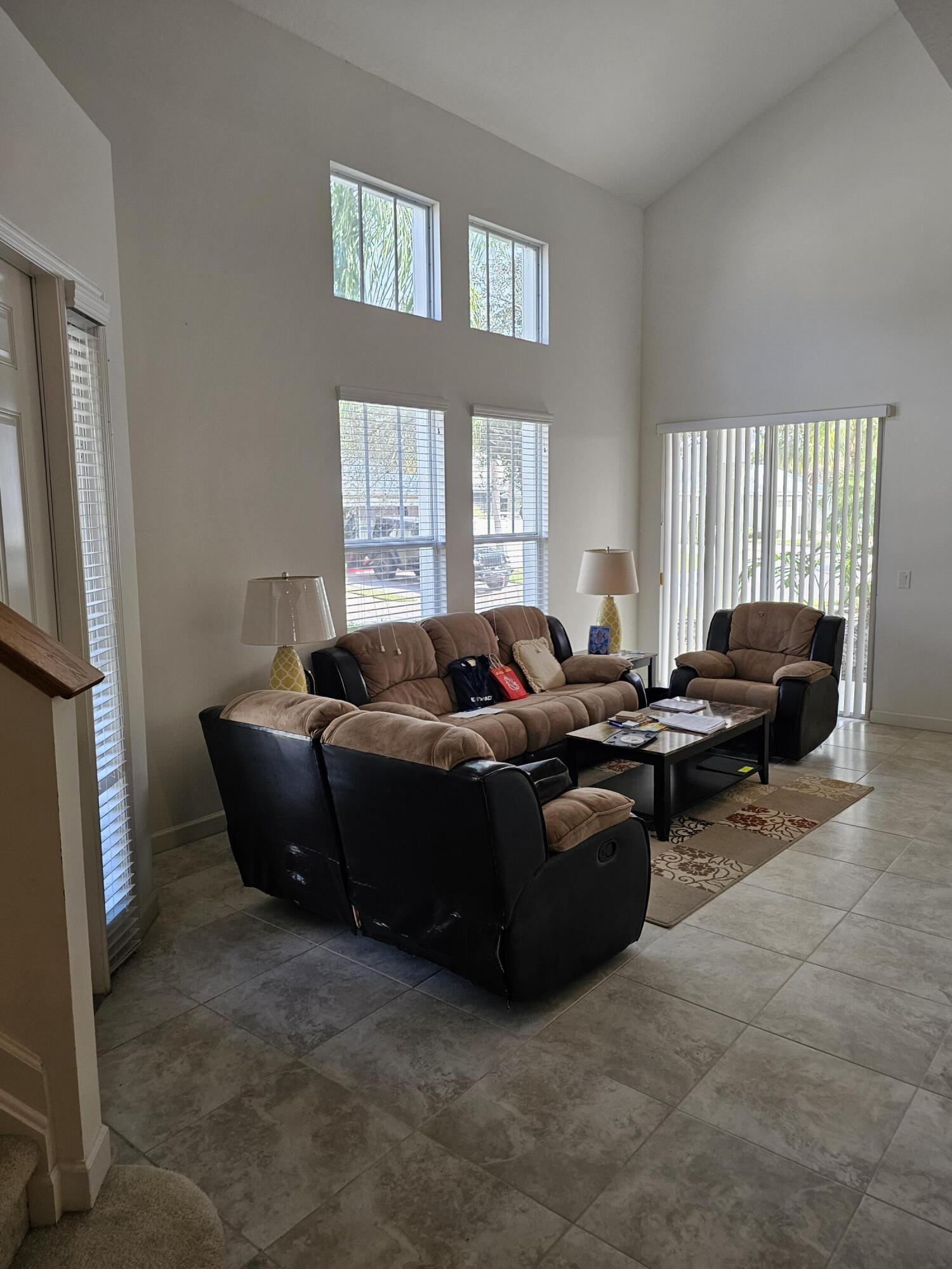 TRADITION PLAT NO 9 - Residential Lease