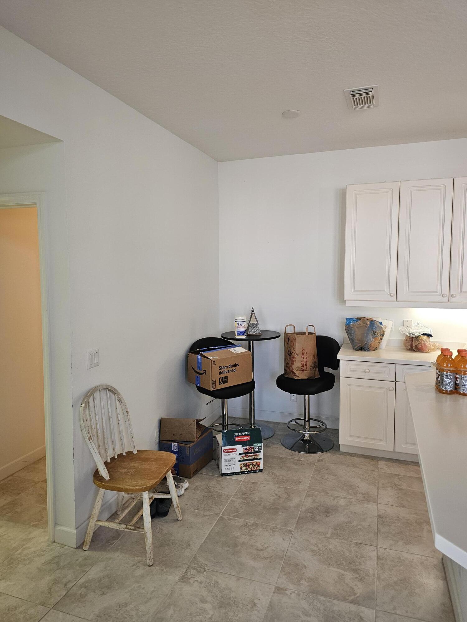 TRADITION PLAT NO 9 - Residential Lease