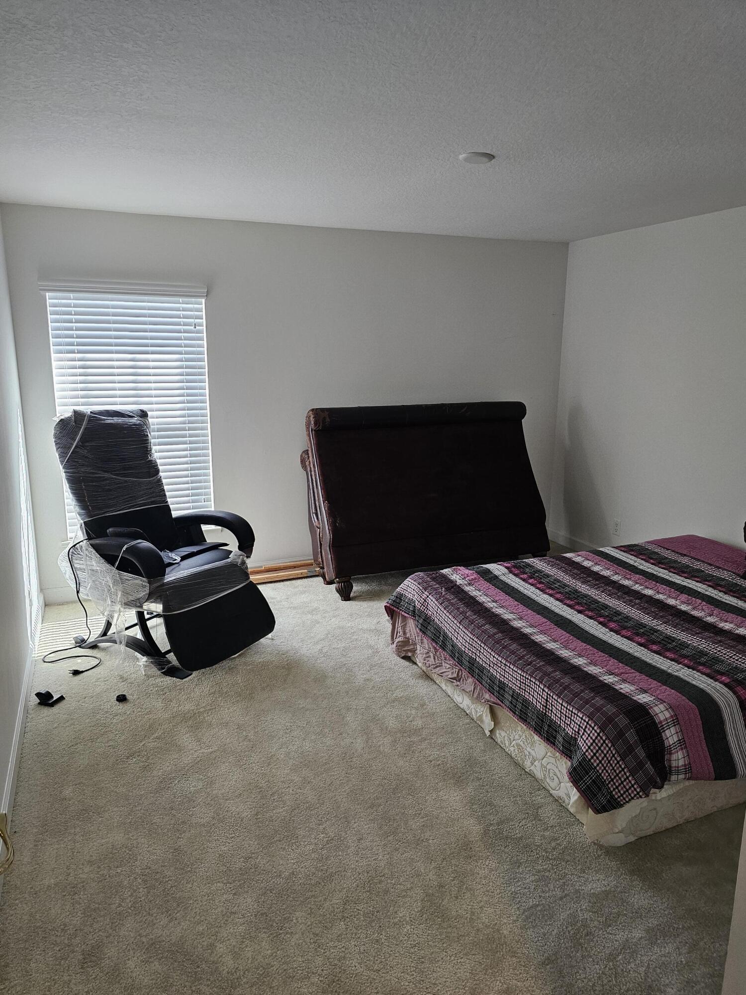 TRADITION PLAT NO 9 - Residential Lease