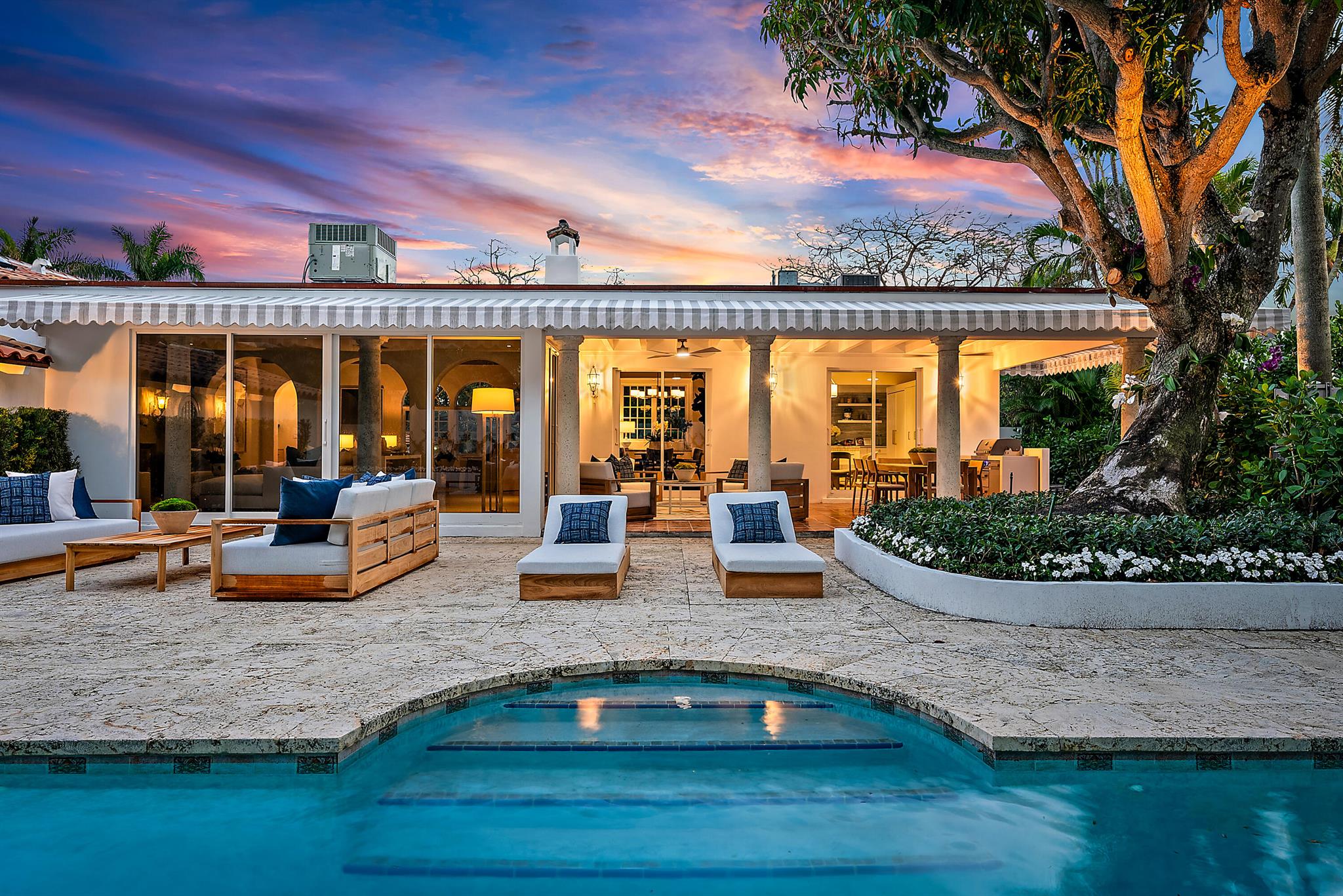 JAMAICA LANE IN - Residential