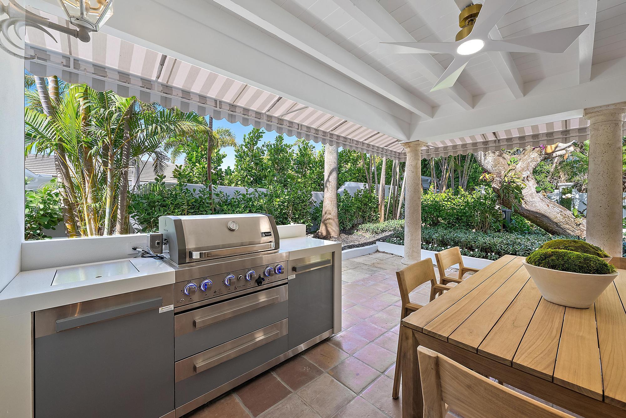 JAMAICA LANE IN - Residential