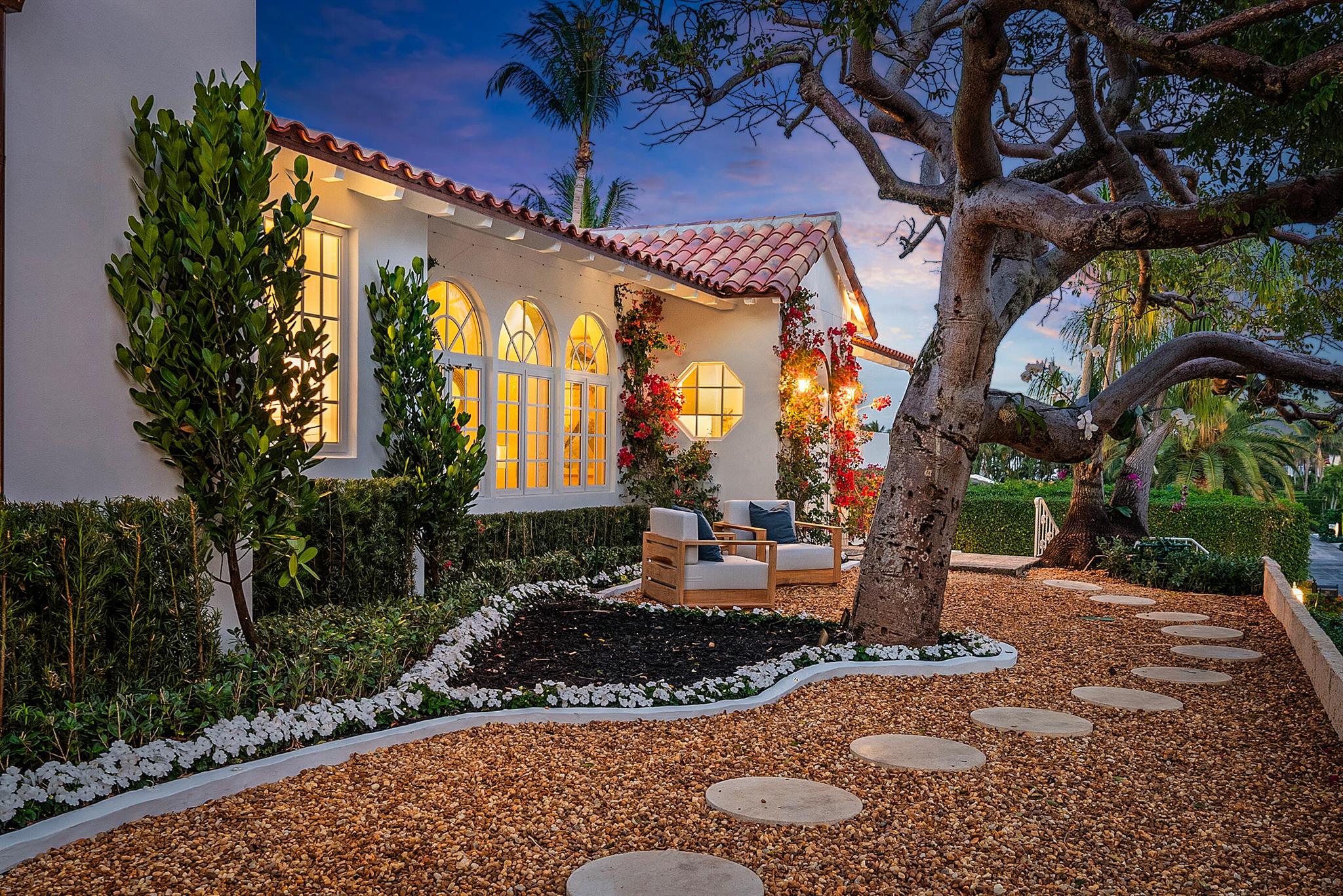 JAMAICA LANE IN - Residential