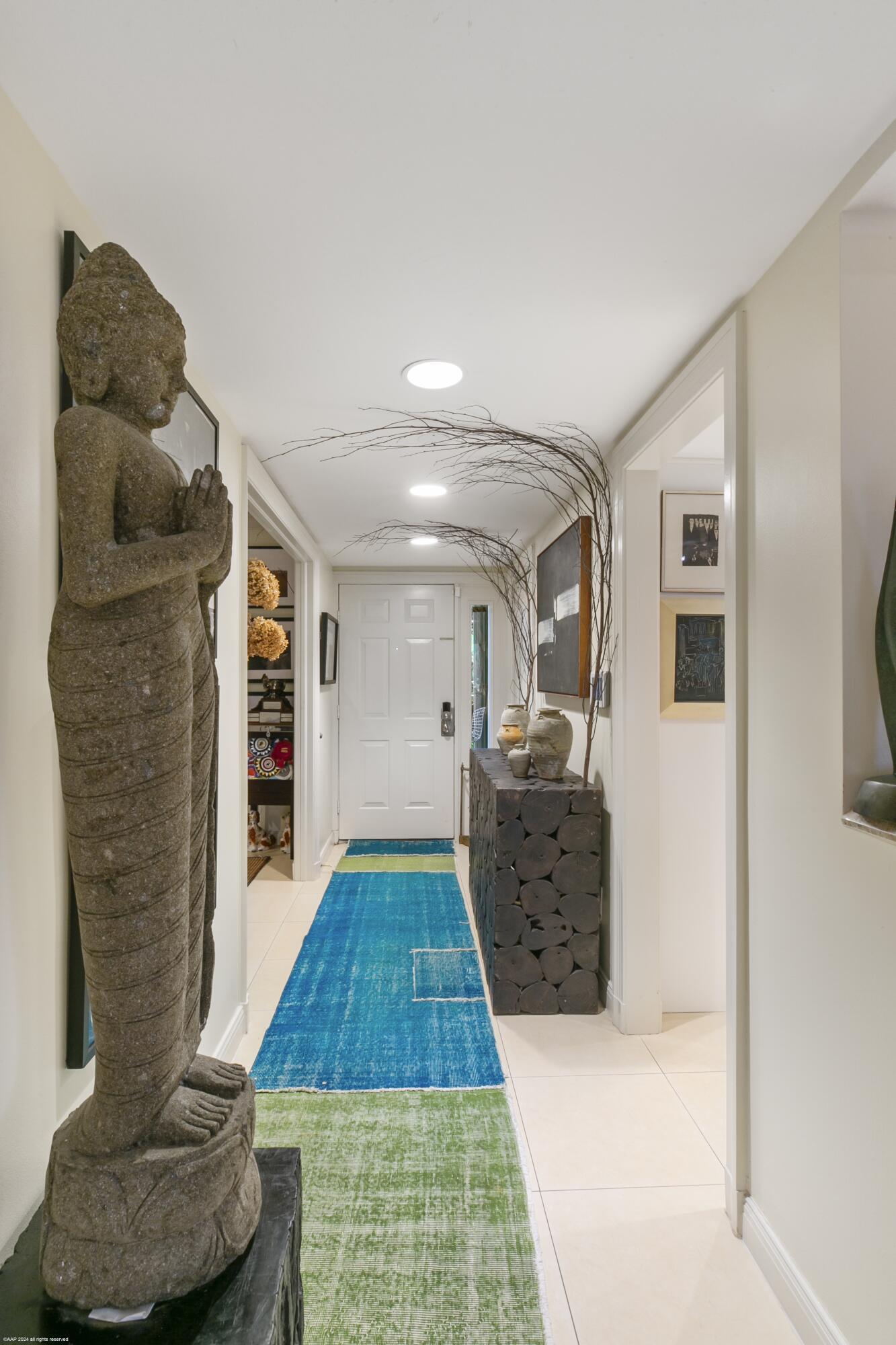 POLO ISLAND CONDO - Residential