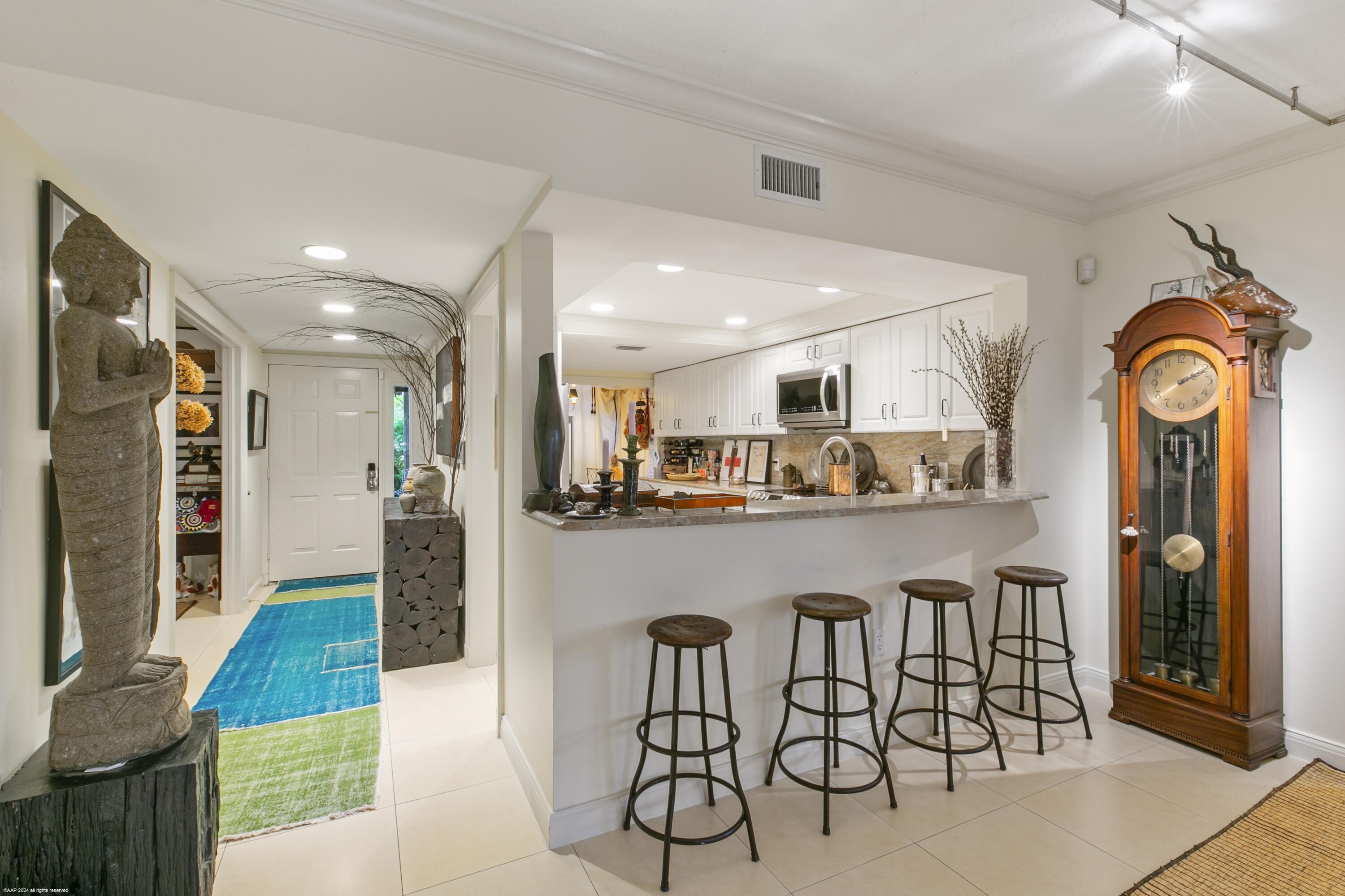 POLO ISLAND CONDO - Residential