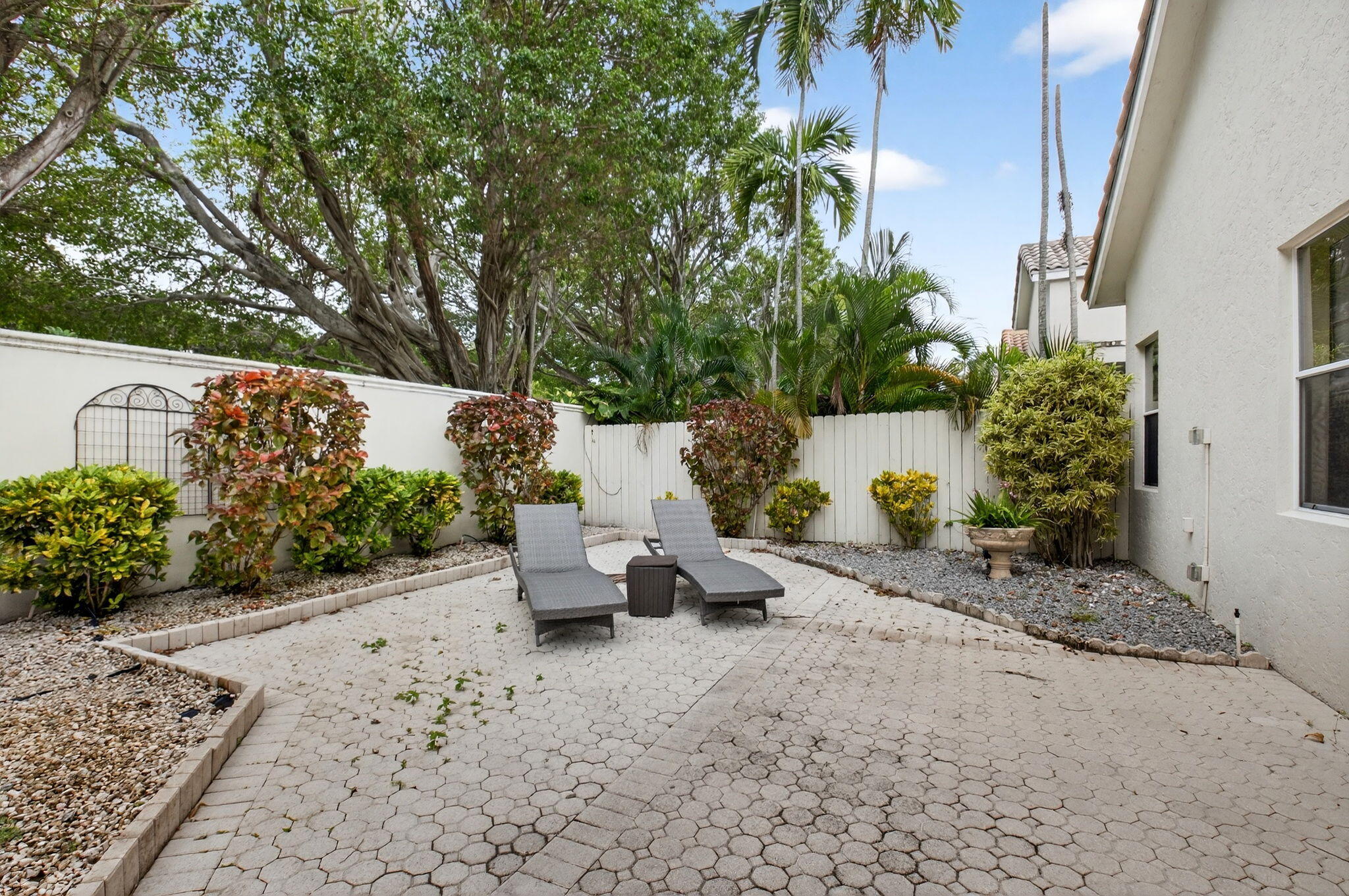 Banyans - Residential Lease