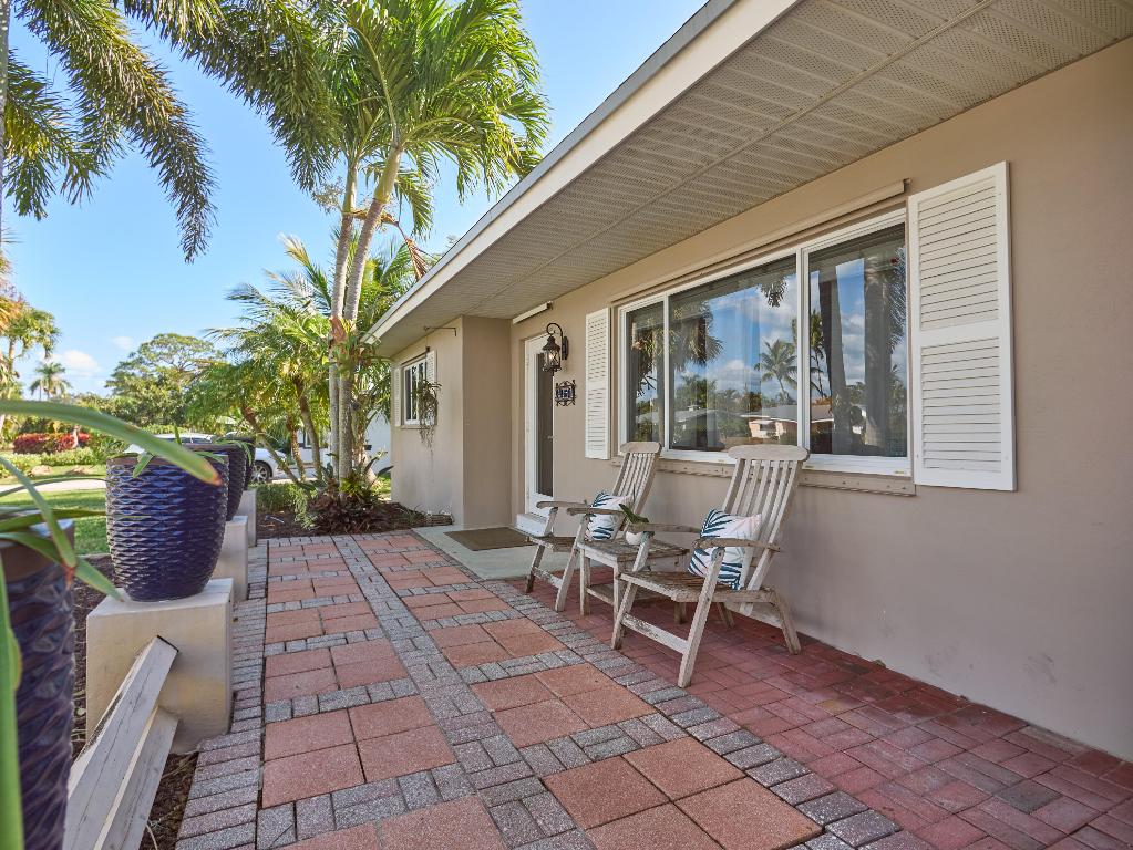 4760 SE Bayshore Terrace