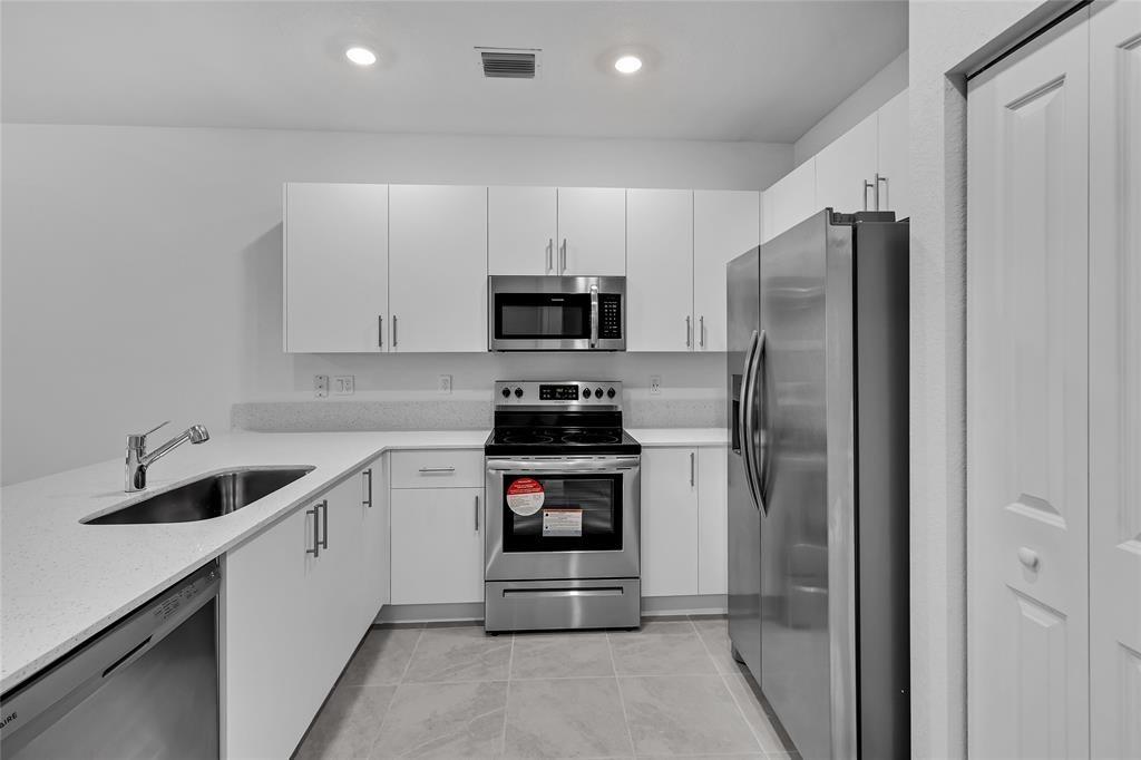 Ed States - Residential Lease