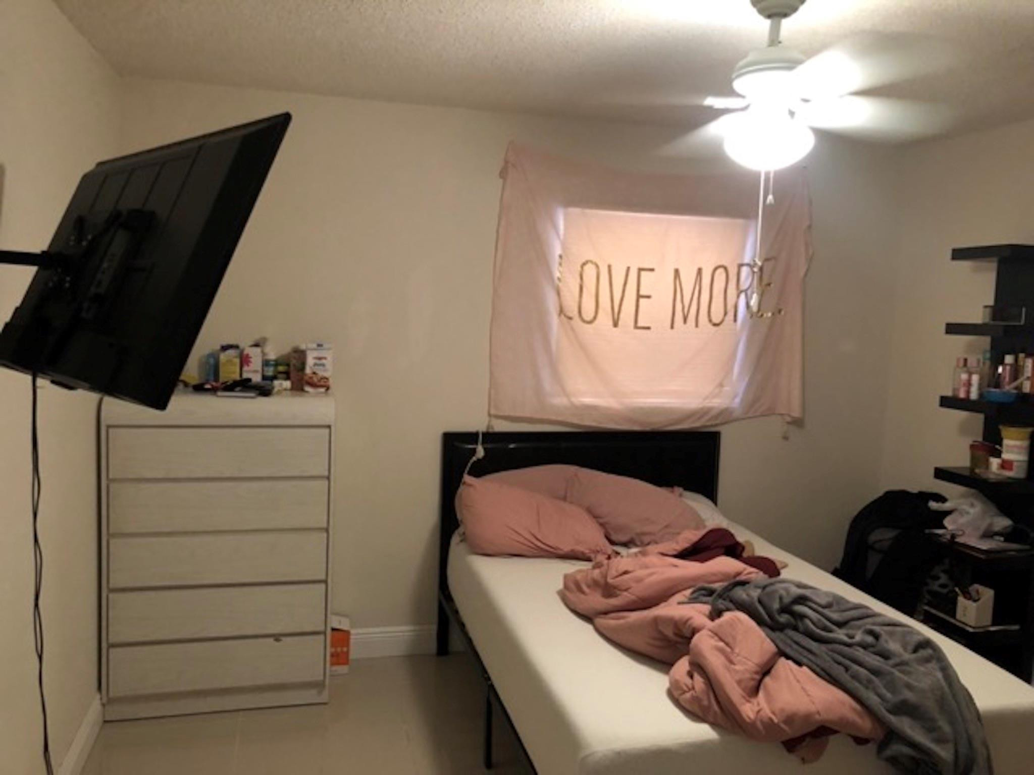 LAGO WEST CONDOMINIUM - Residential