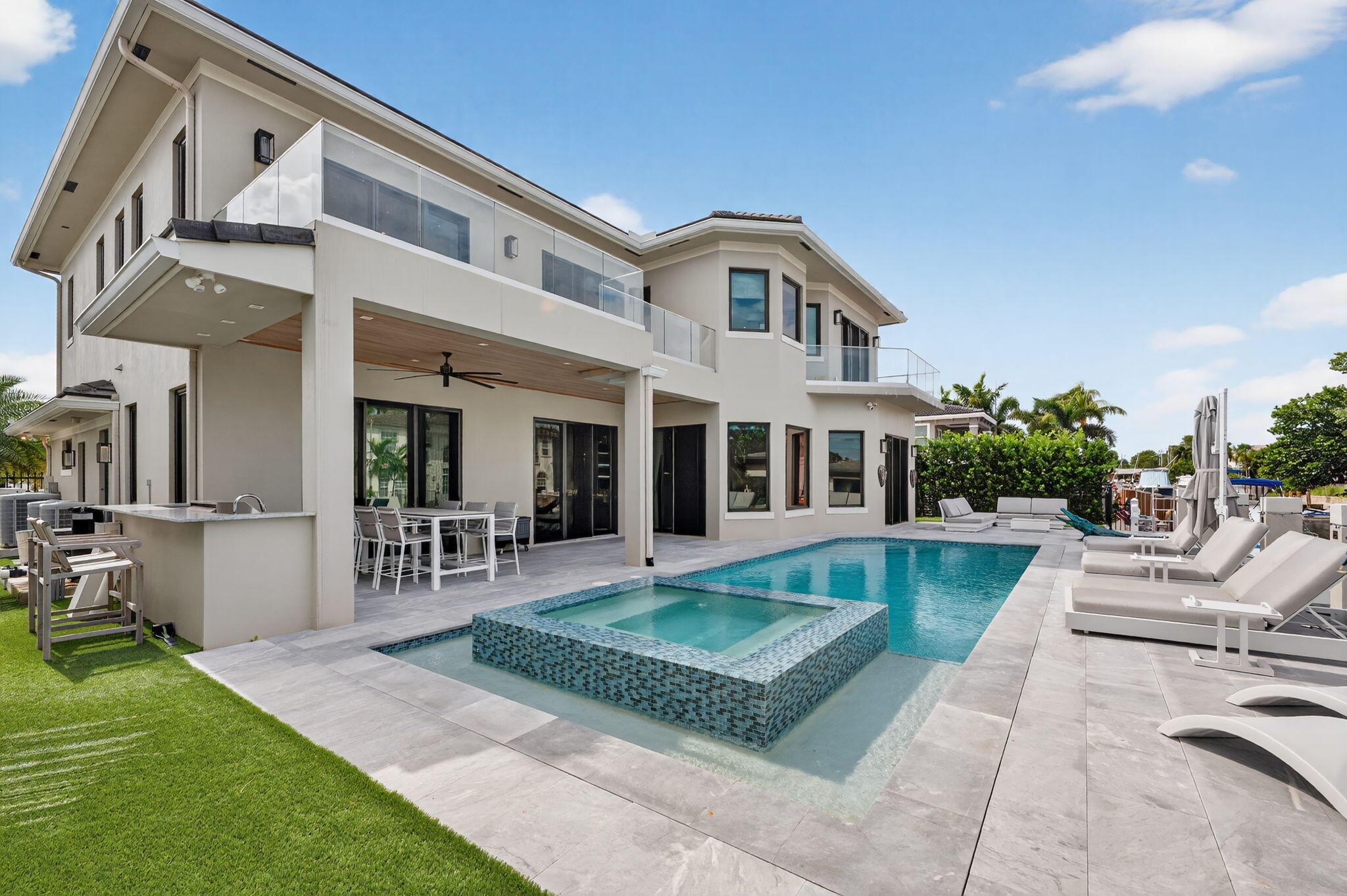 BOCA HARBOUR 4TH SEC - Residential