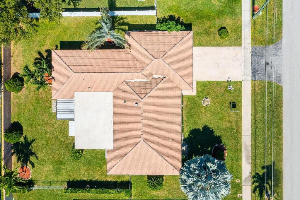 Photo of 3363 NE 6th Drive, Boca Raton, FL 33431 (MLS # R11138722)