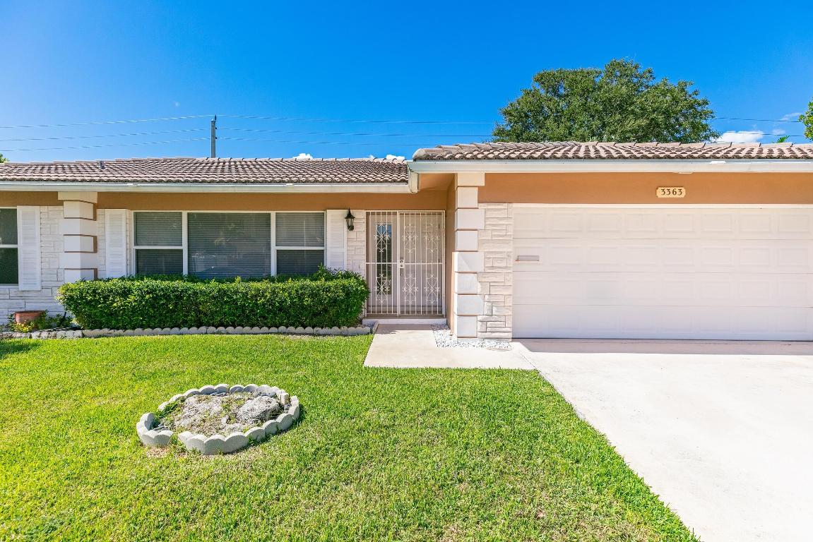 LAKE ROGERS ISLE UNIT A - Residential