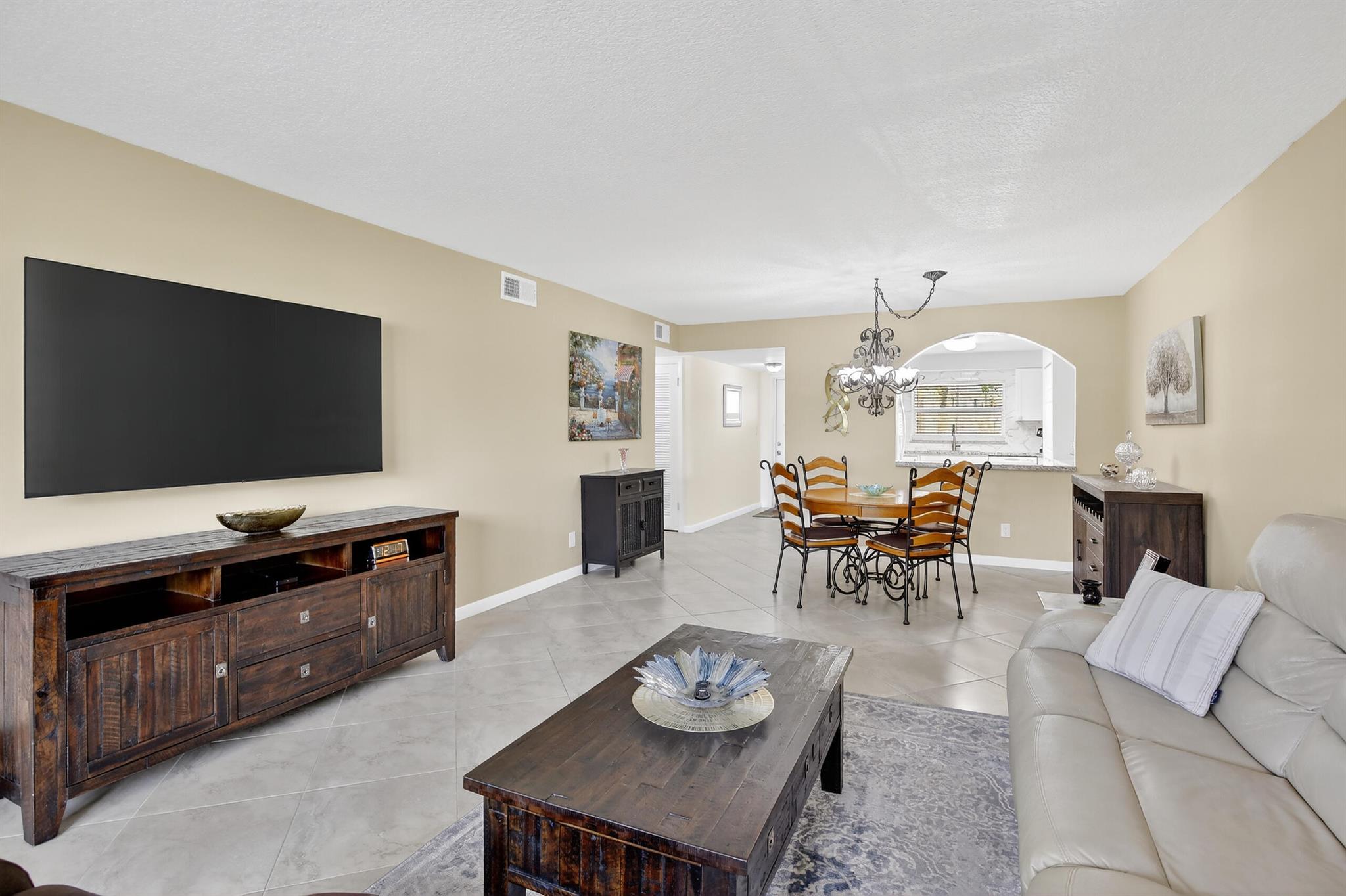 SUNRISE LAKES 106 CONDO - Residential